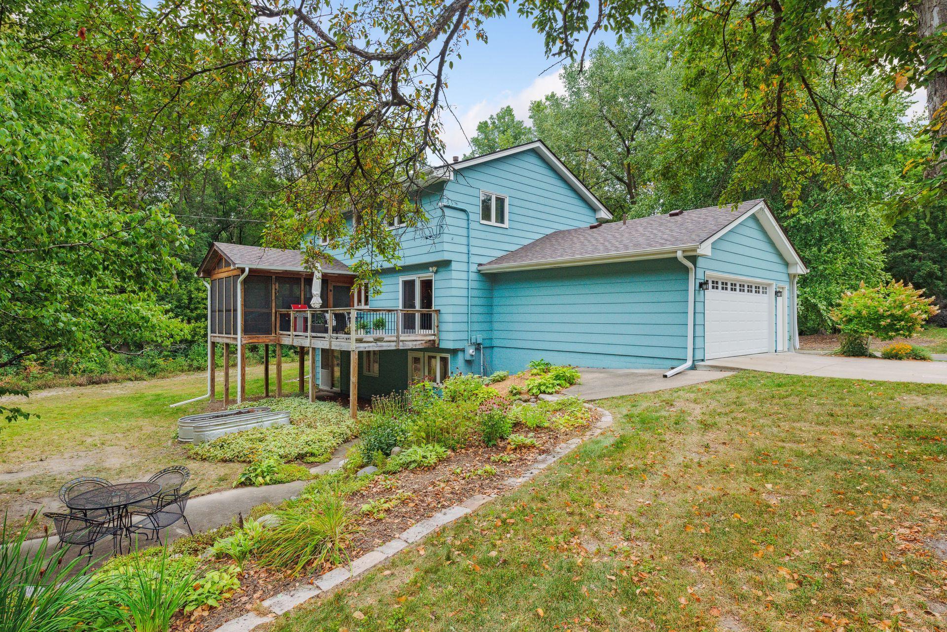 15298 Highland Trail