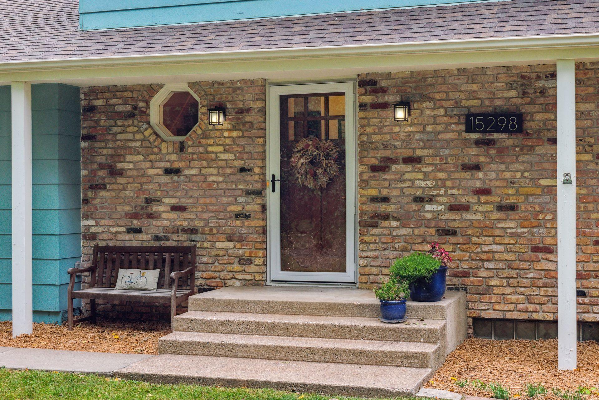 15298 Highland Trail