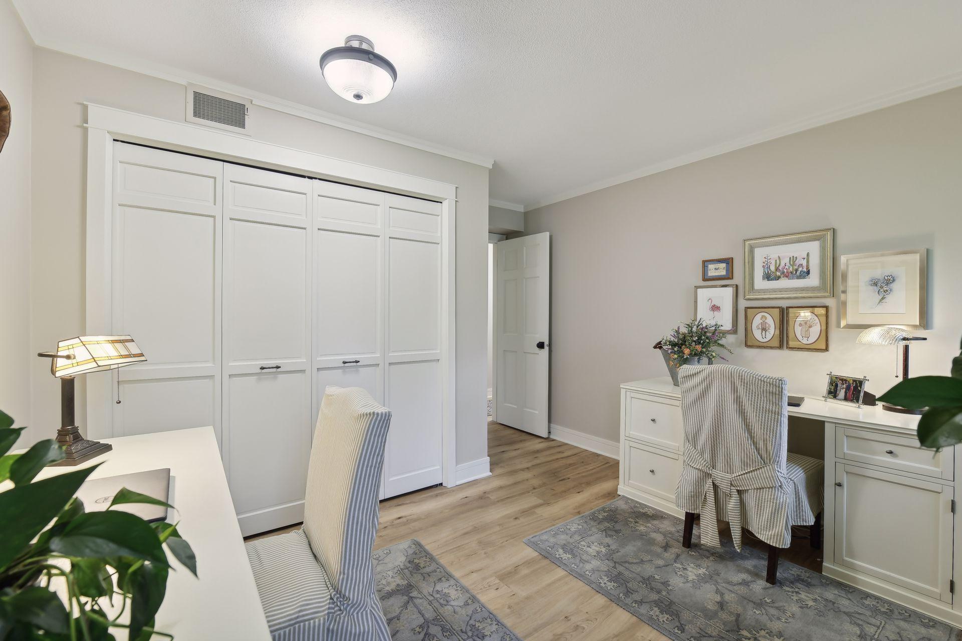 4360 France Avenue S Unit: 8