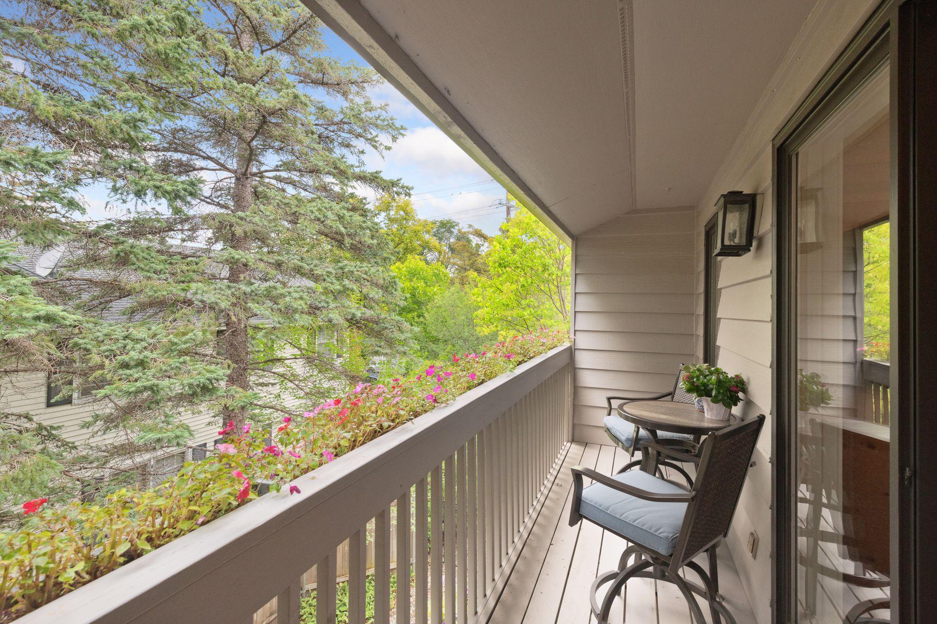 4360 France Avenue S Unit: 8