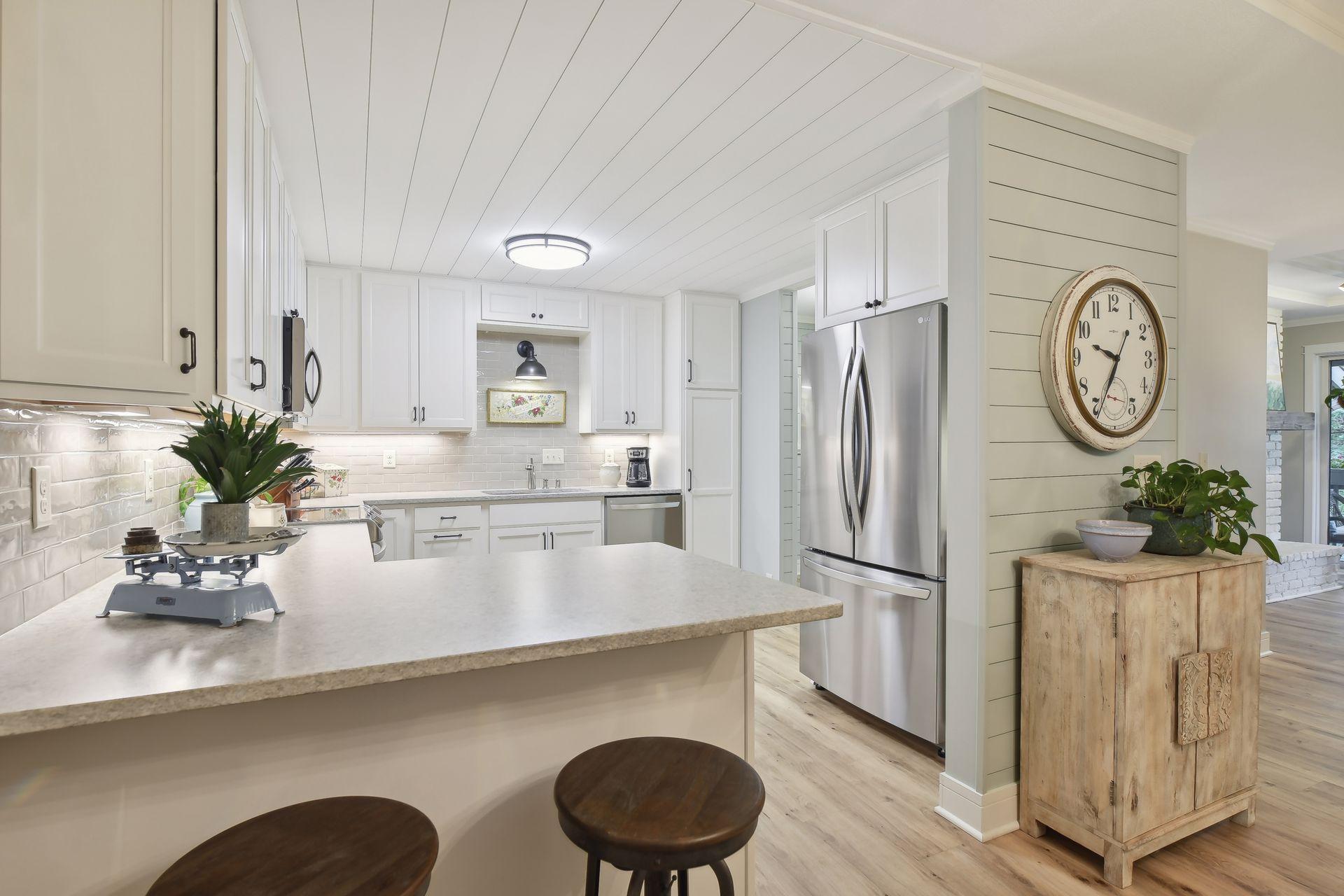 4360 France Avenue S Unit: 8