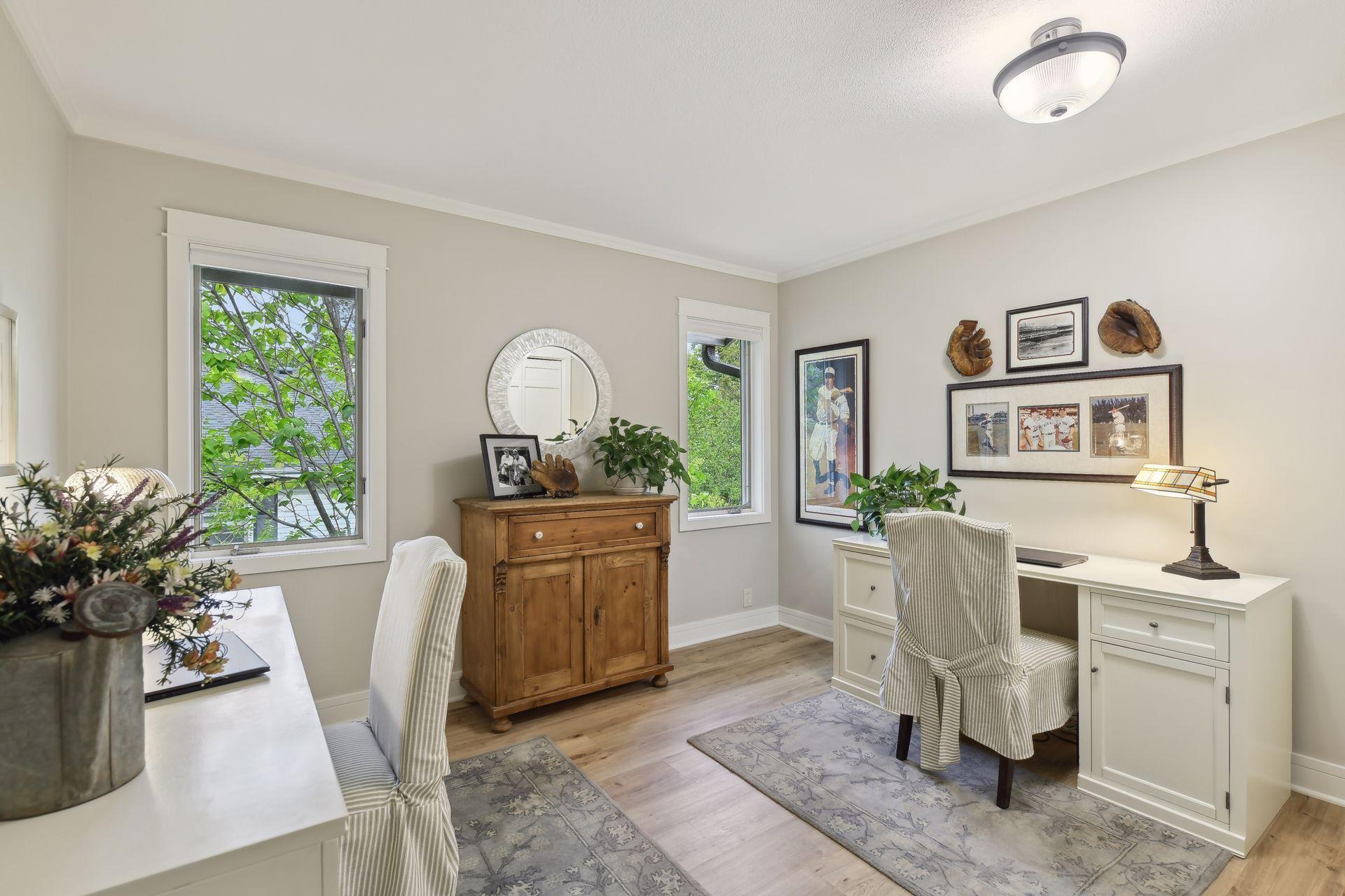 4360 France Avenue S Unit: 8