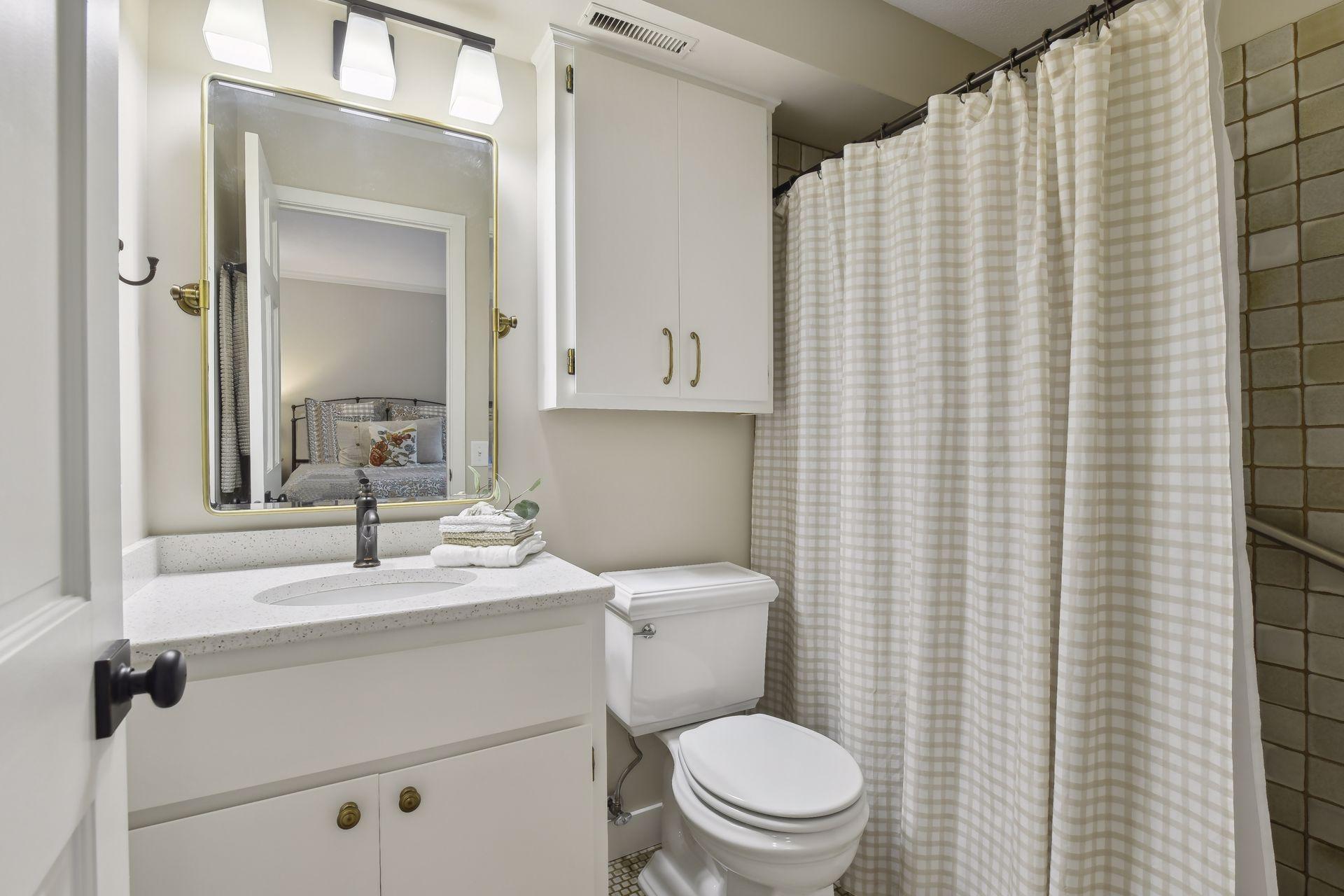 4360 France Avenue S Unit: 8