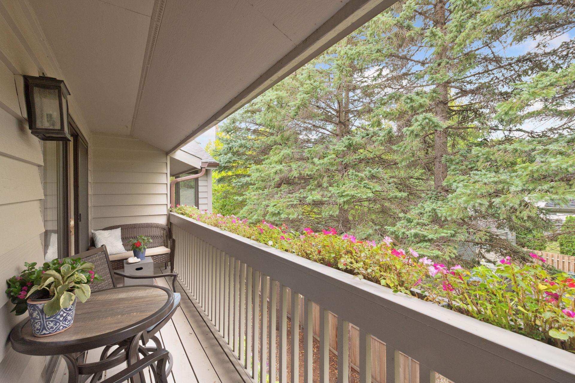 4360 France Avenue S Unit: 8