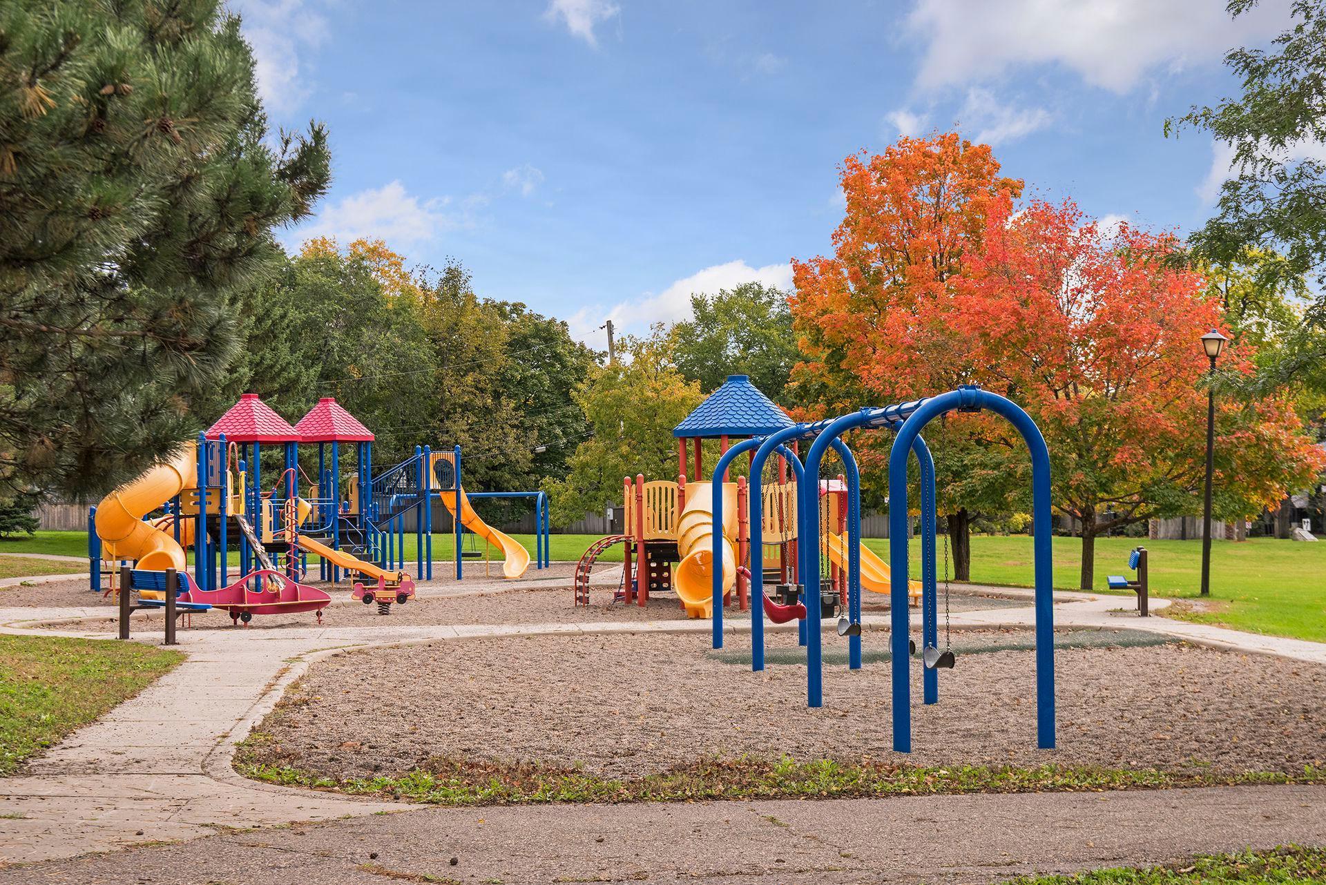 4921 Sunnyslope Road W