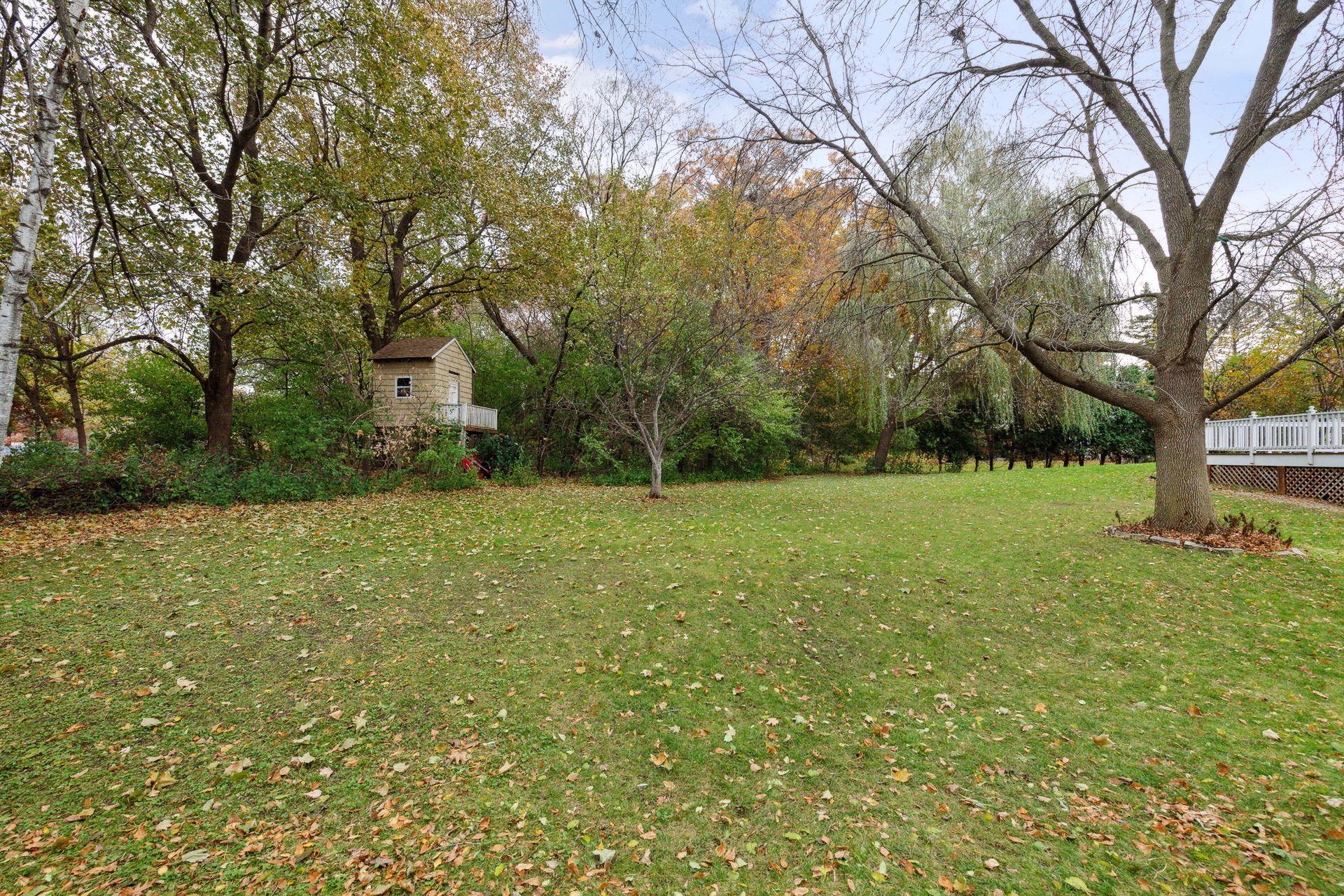 4921 Sunnyslope Road W