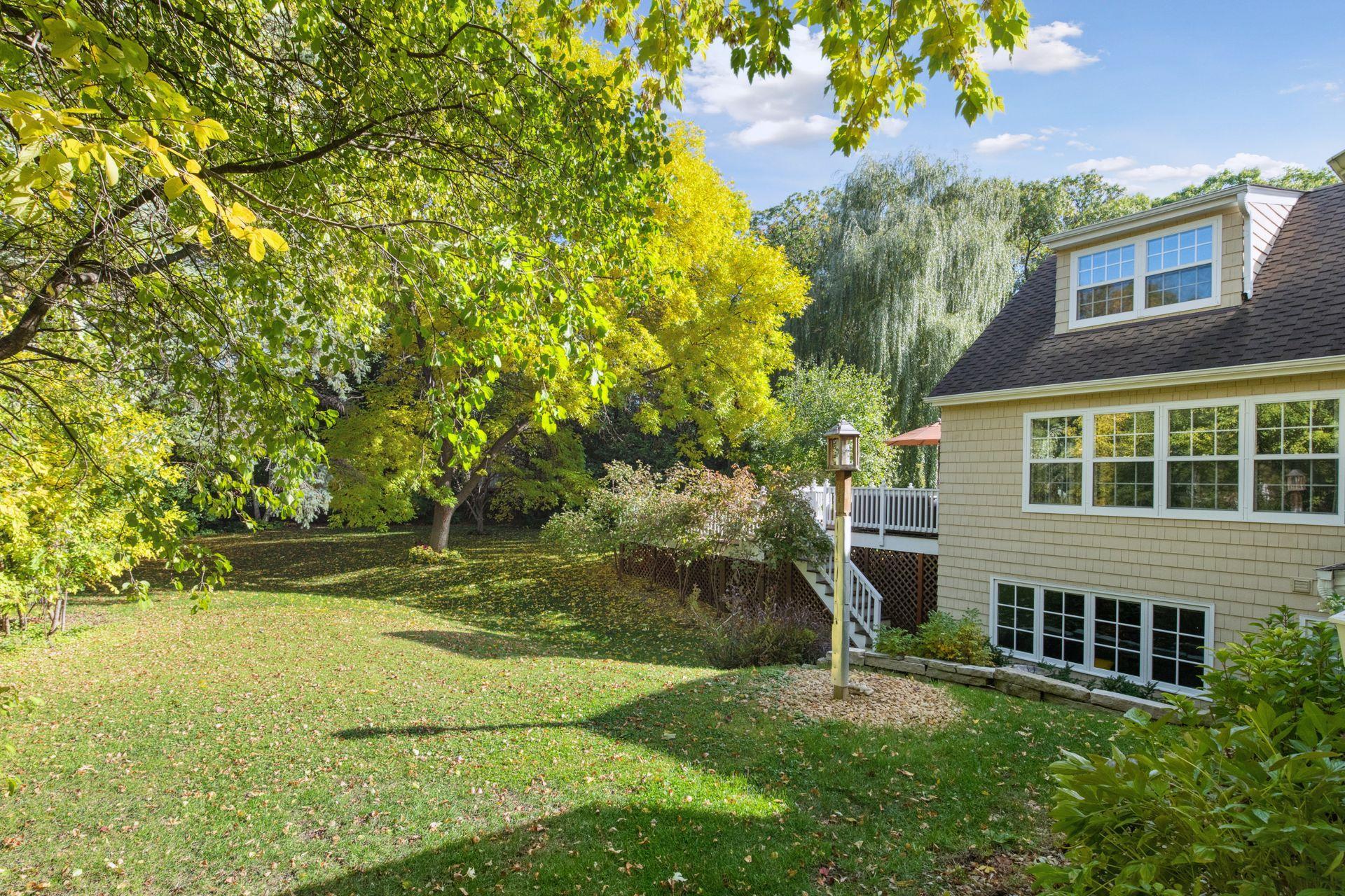 4921 Sunnyslope Road W