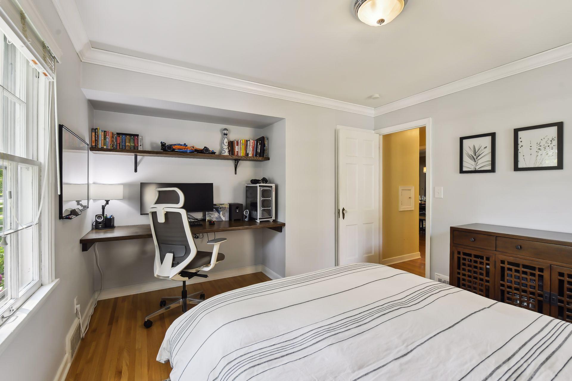 3604 Glenhurst Avenue