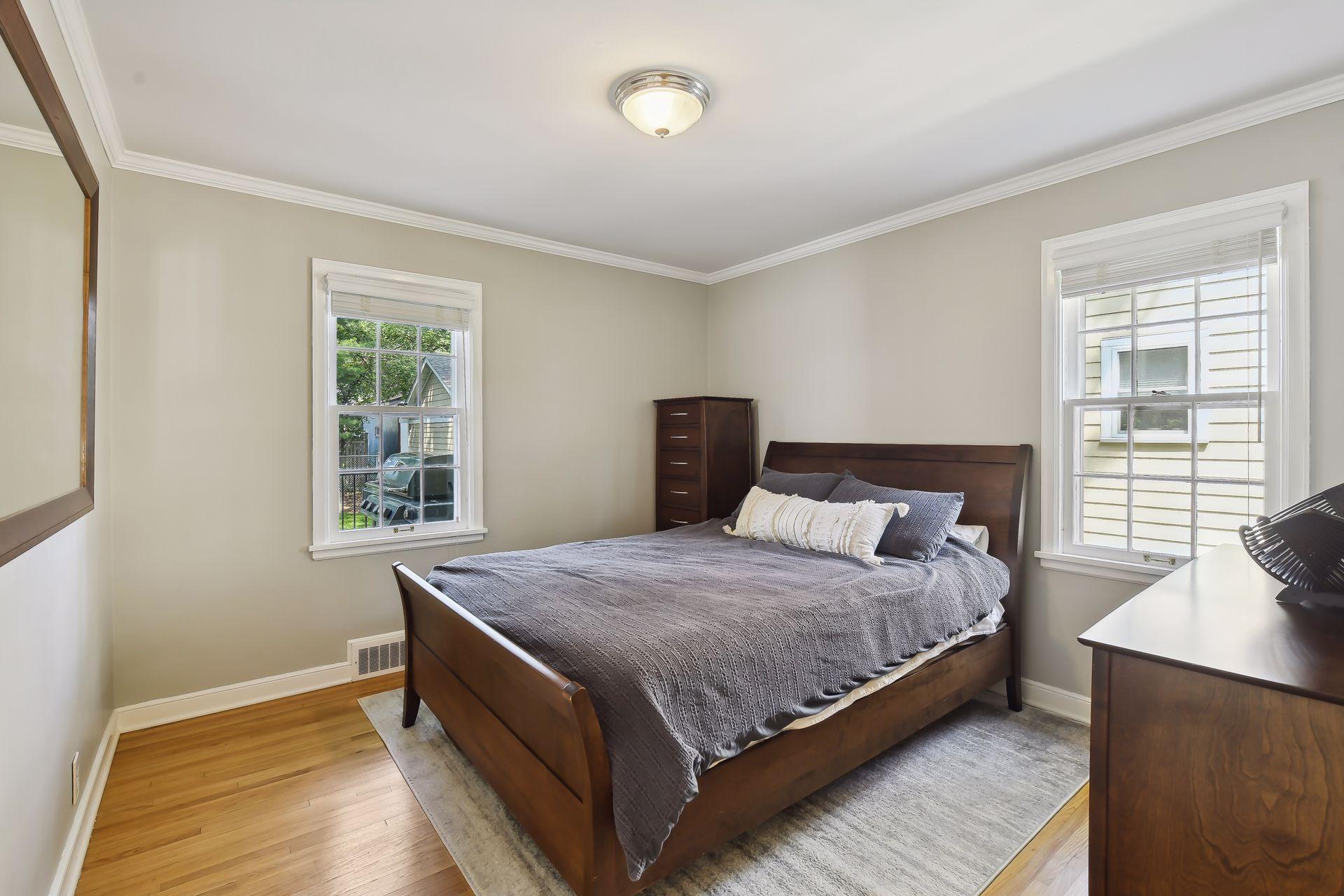 3604 Glenhurst Avenue