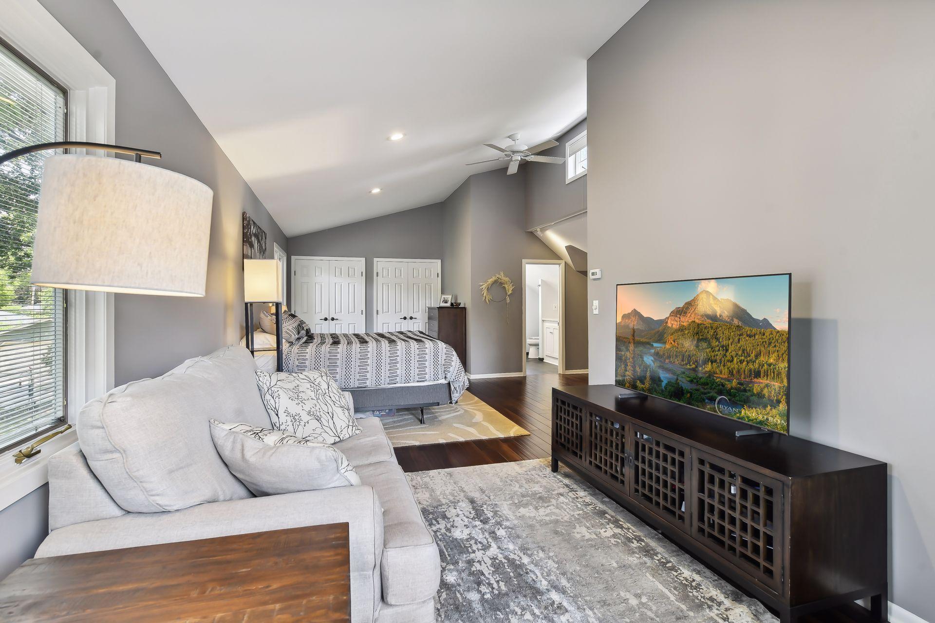 3604 Glenhurst Avenue