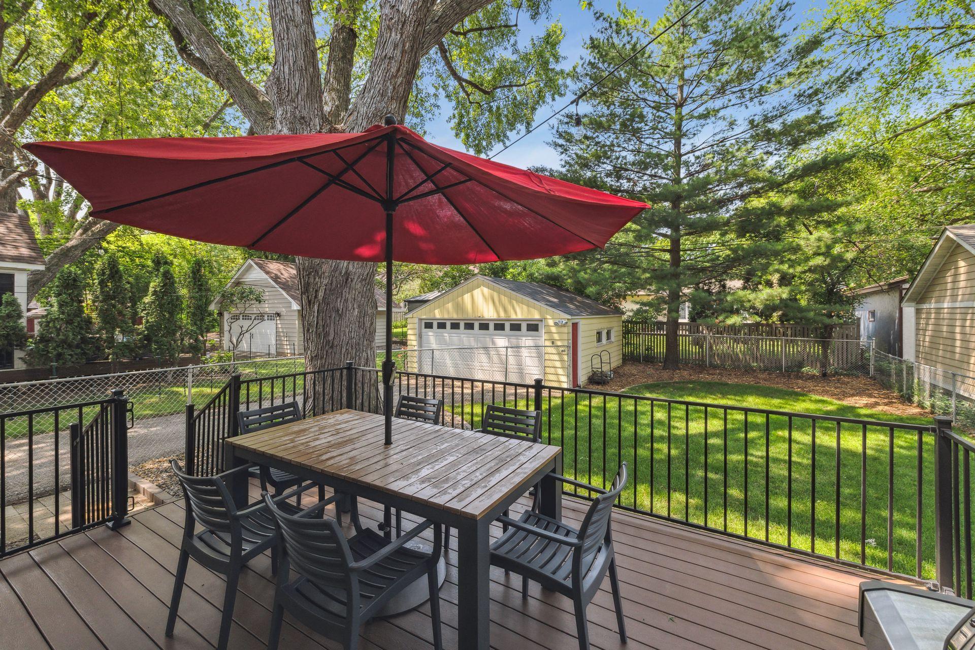 3604 Glenhurst Avenue