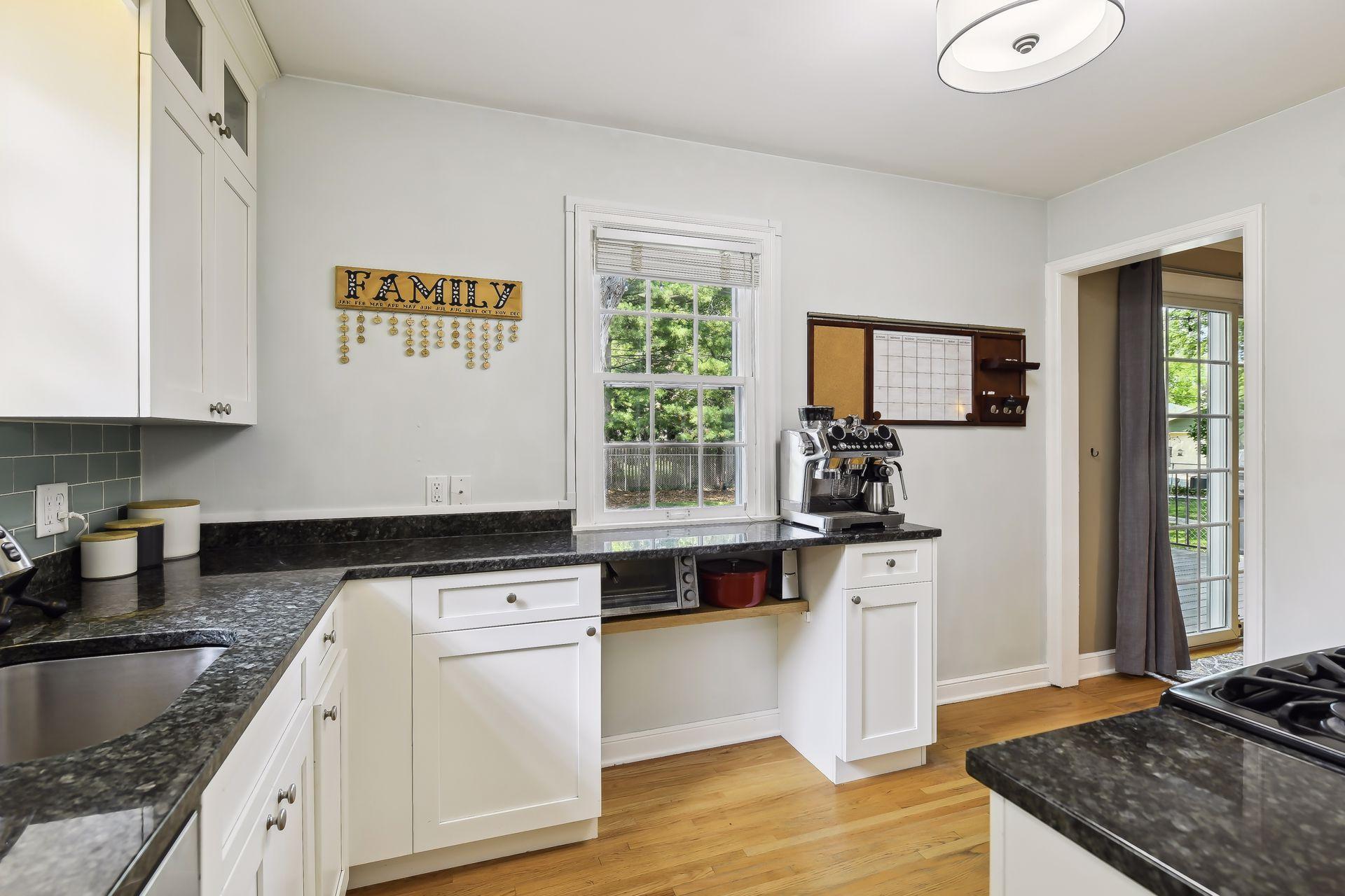 3604 Glenhurst Avenue