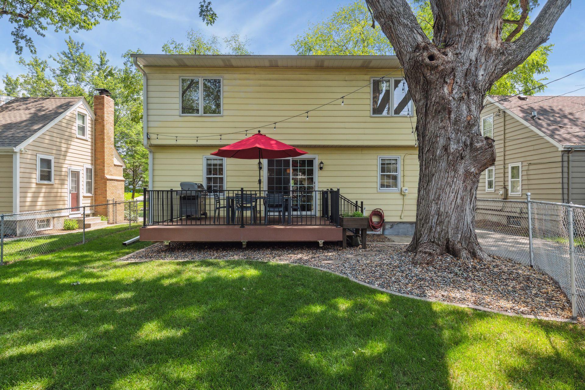 3604 Glenhurst Avenue