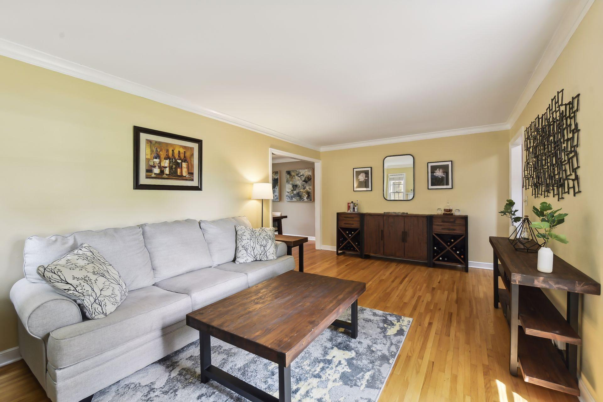 3604 Glenhurst Avenue