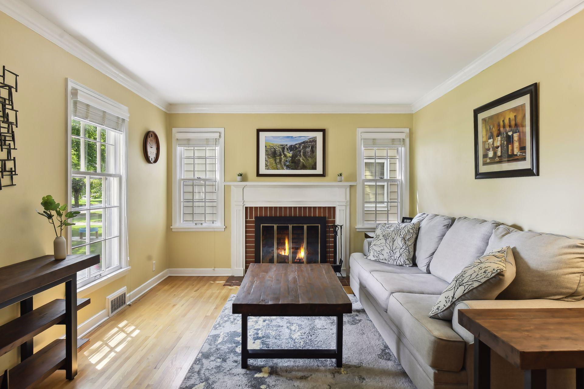 3604 Glenhurst Avenue