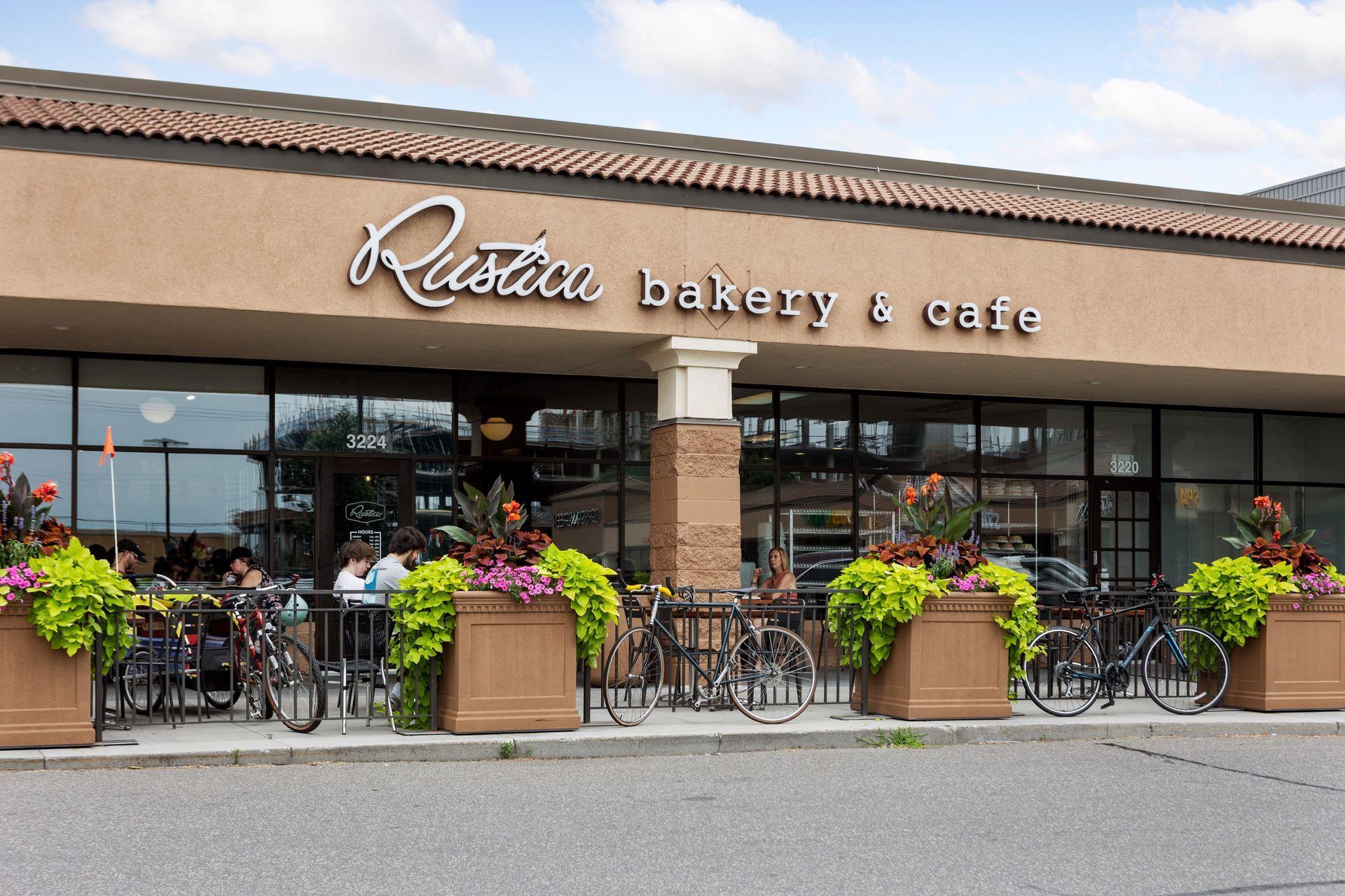 3604 Glenhurst Avenue