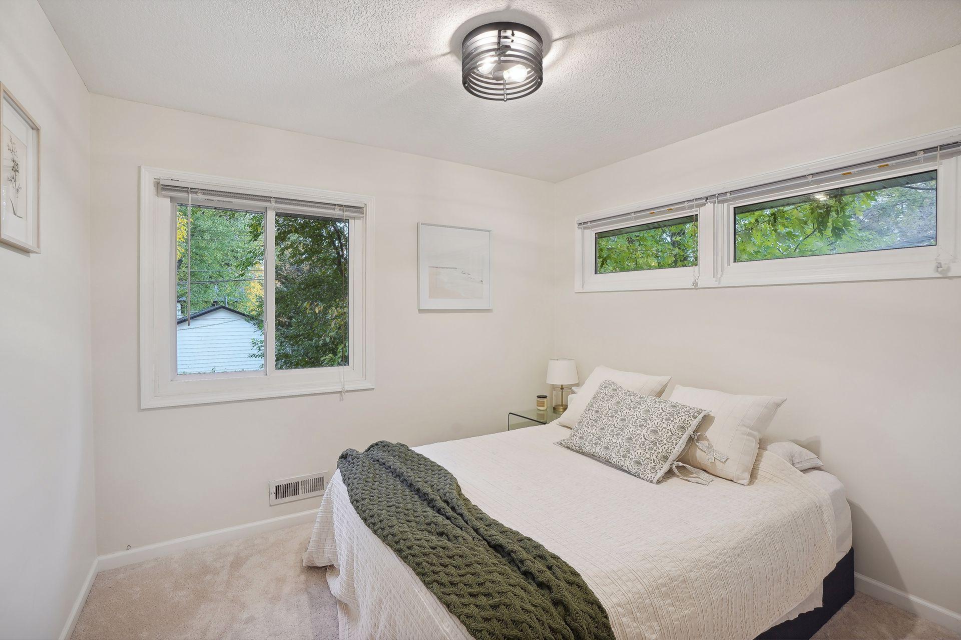 4261 France Avenue N