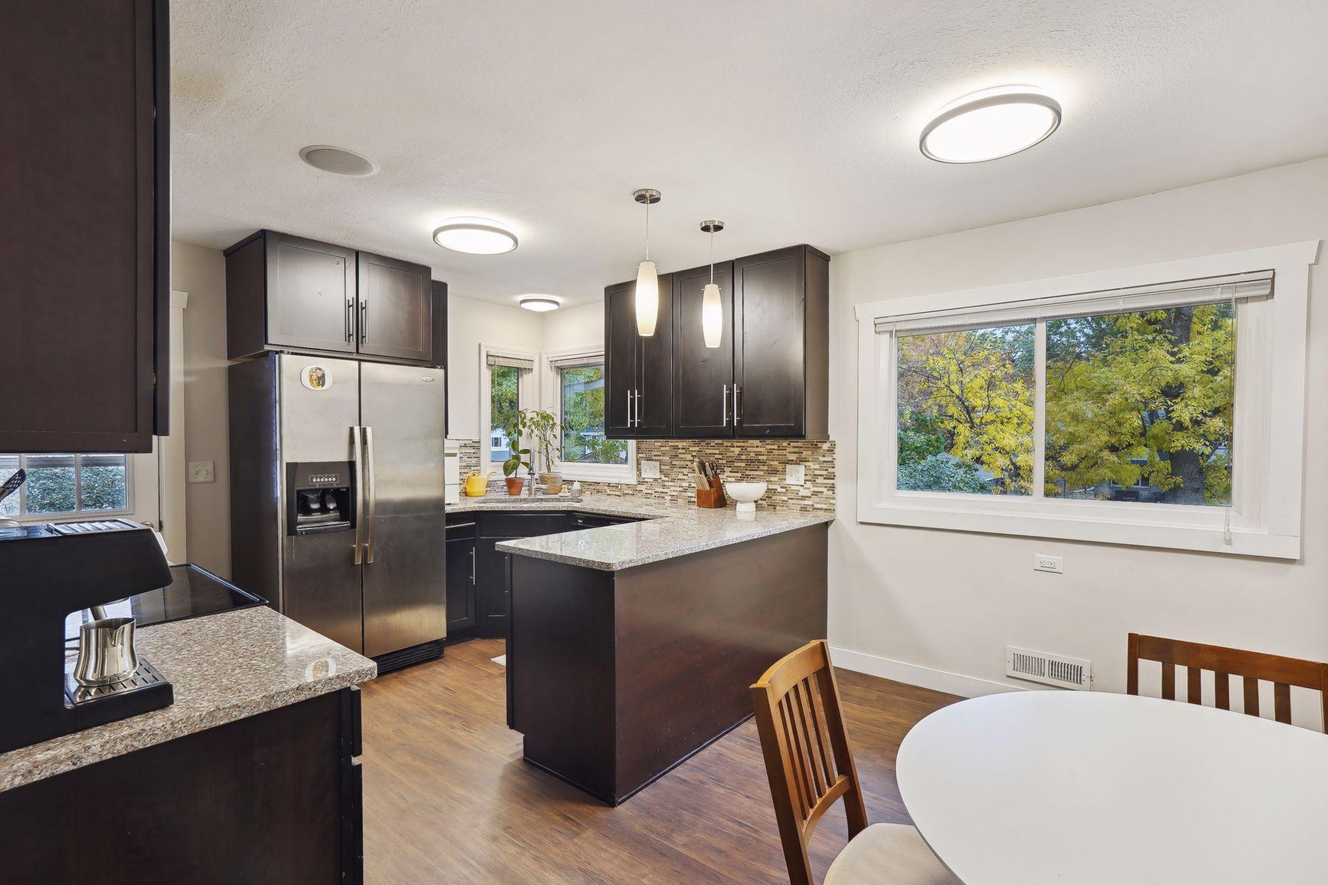 4261 France Avenue N