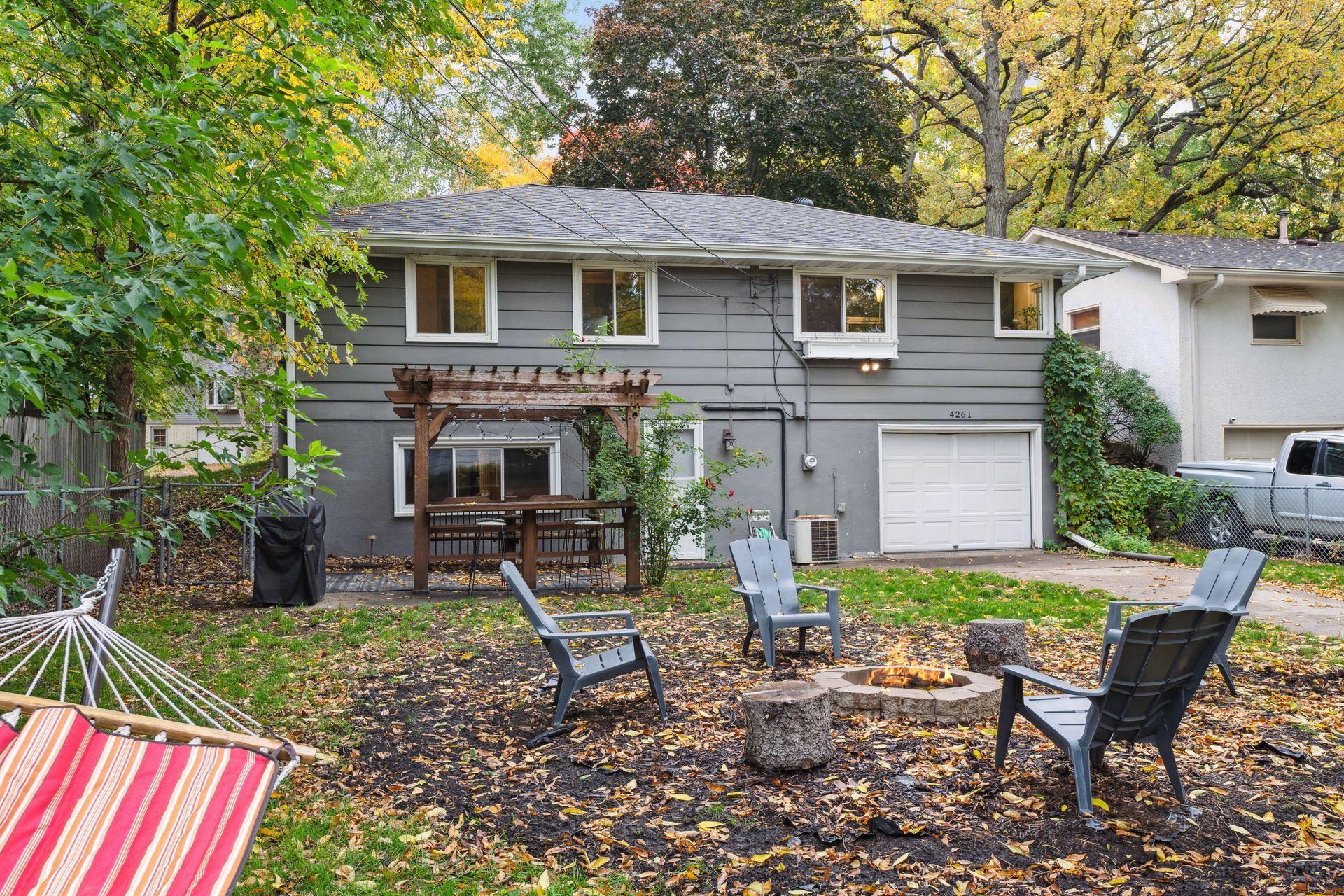 4261 France Avenue N