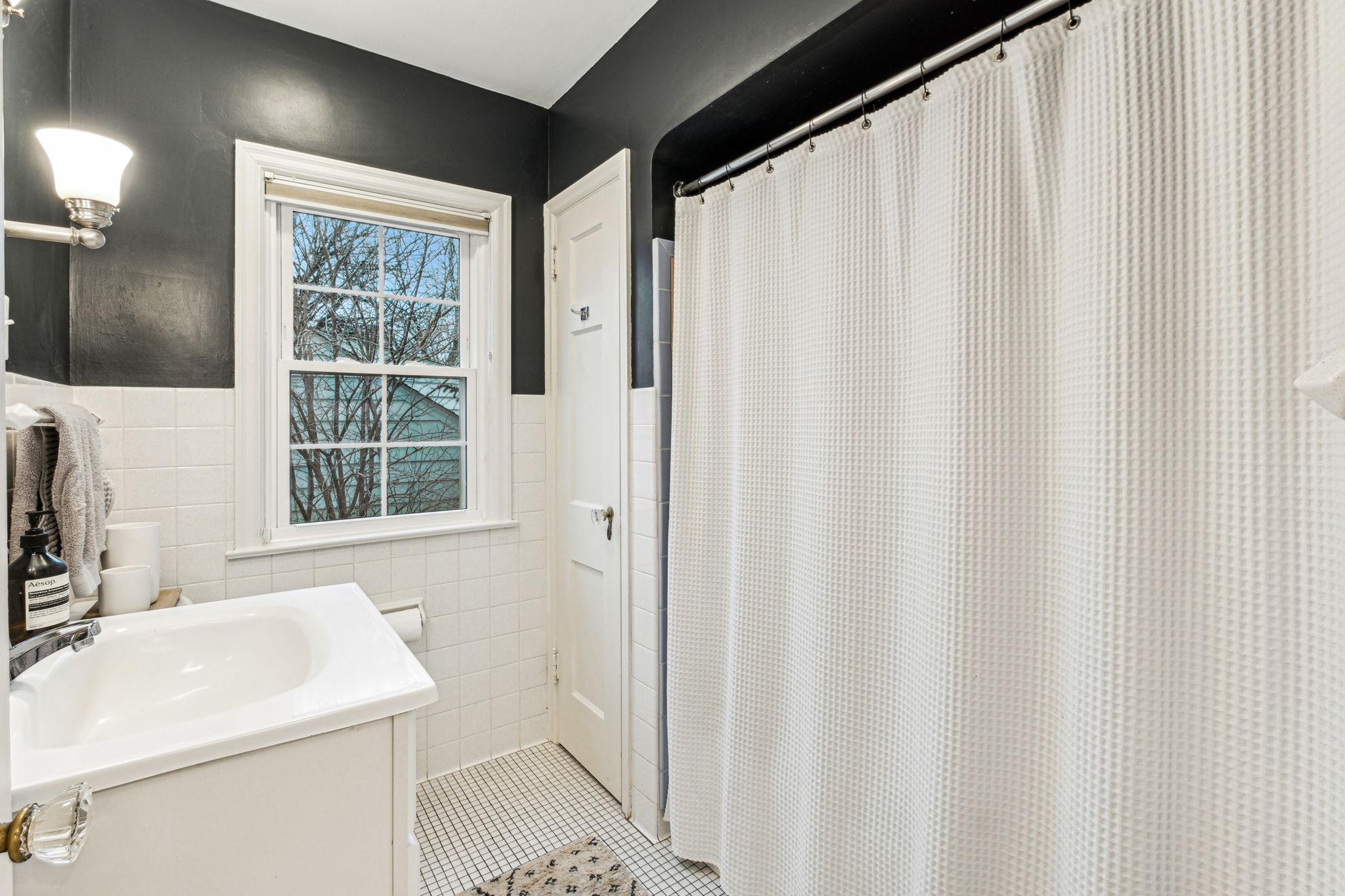 5735 Colfax Avenue S