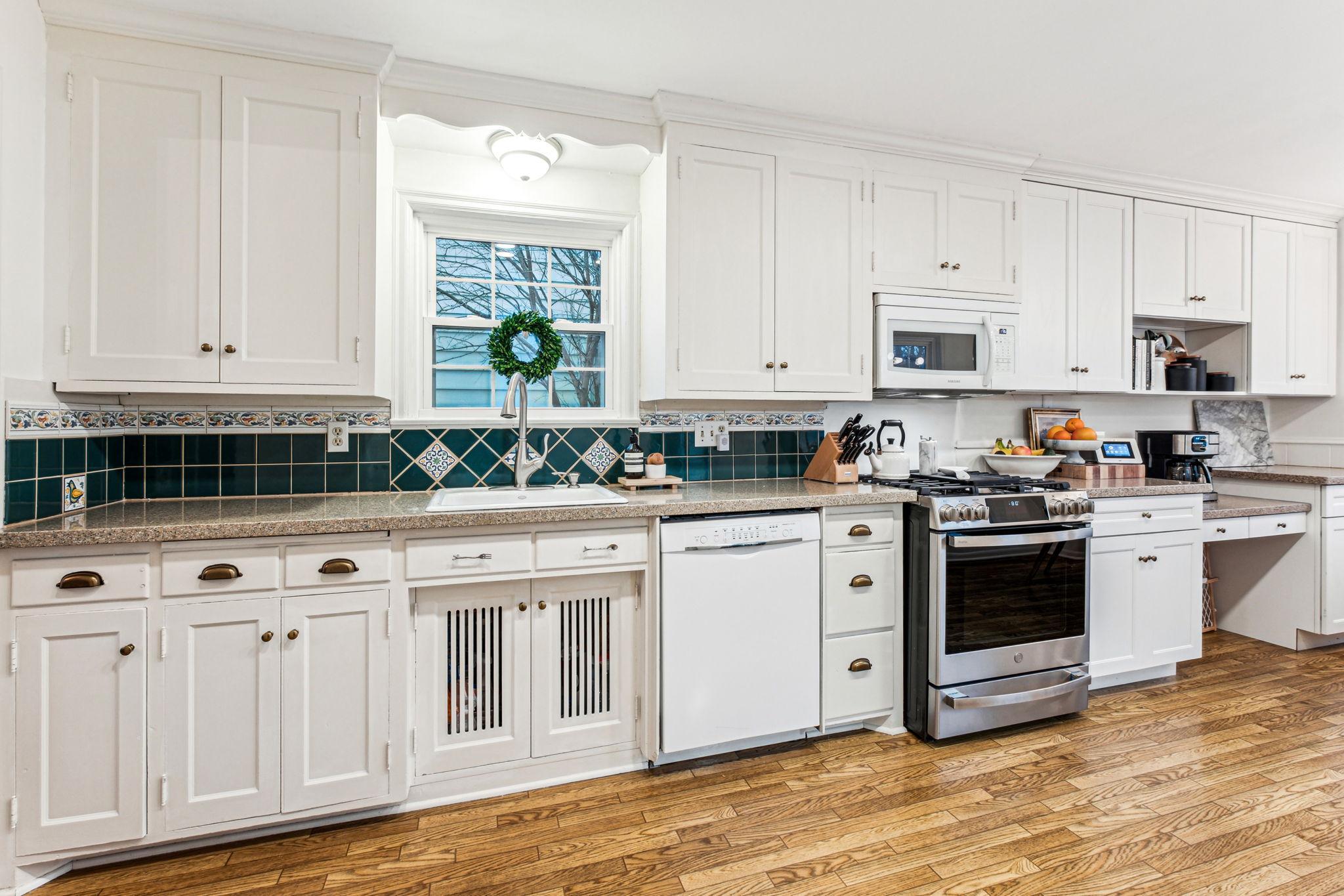 5735 Colfax Avenue S