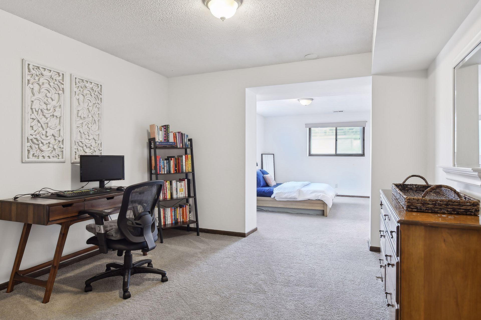 3325 Hillsboro Avenue S