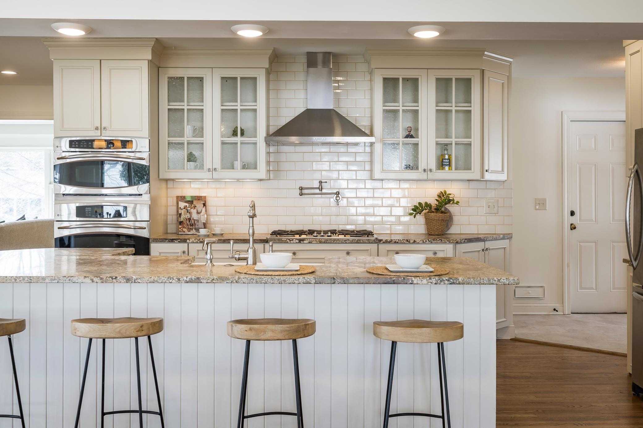 6021 Birchcrest Drive