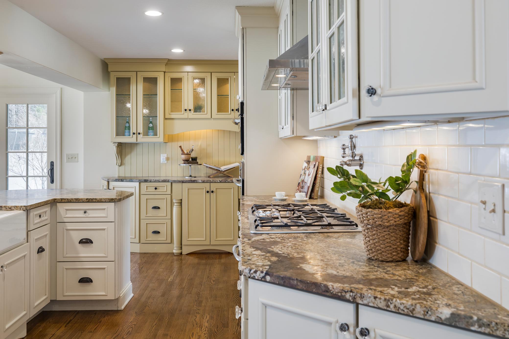 6021 Birchcrest Drive