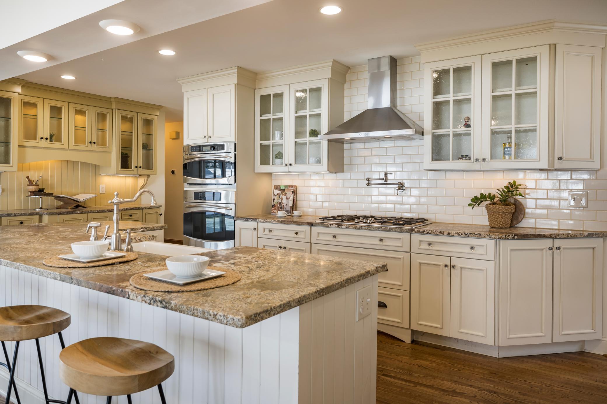 6021 Birchcrest Drive