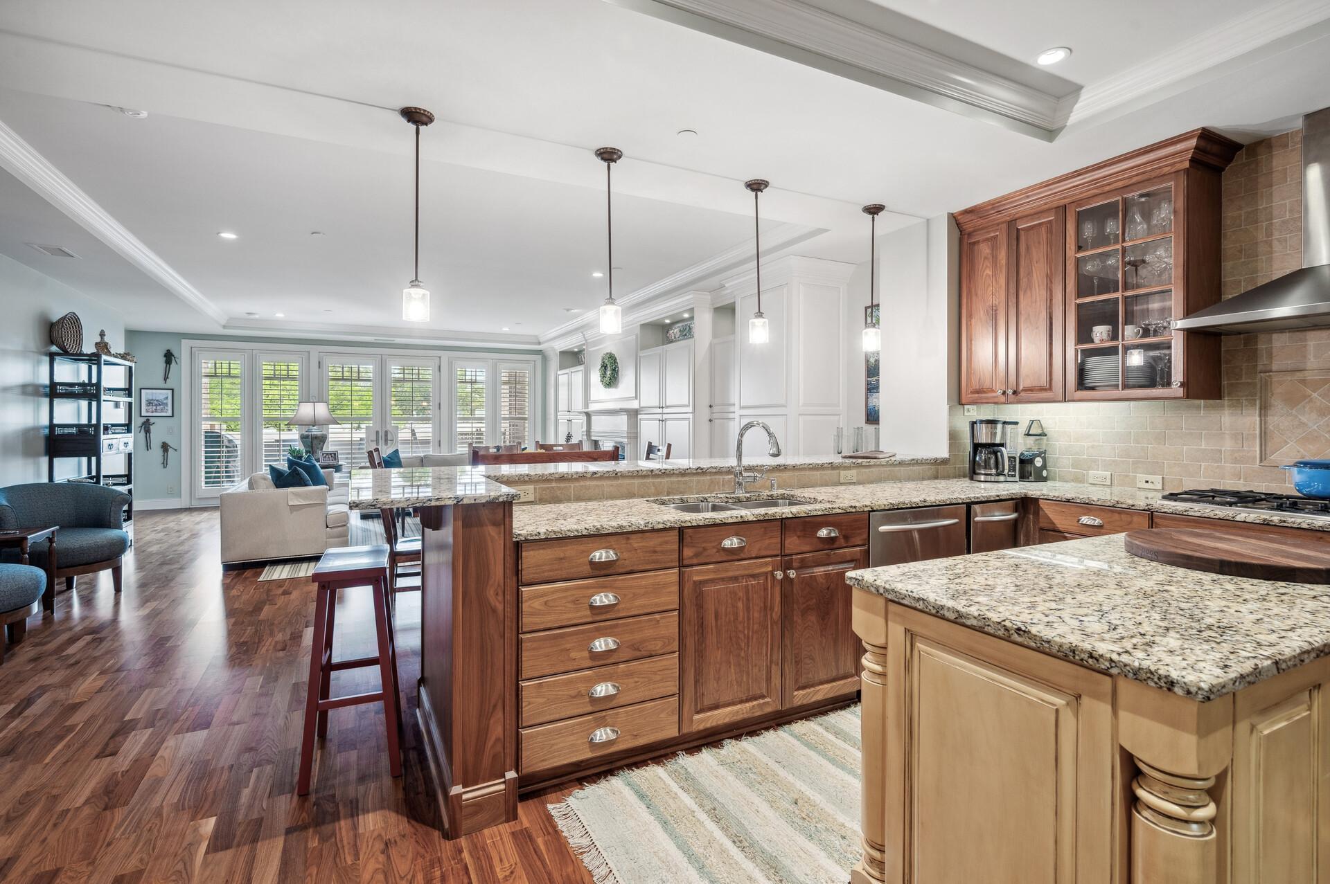 5000 France Avenue S Unit: 27