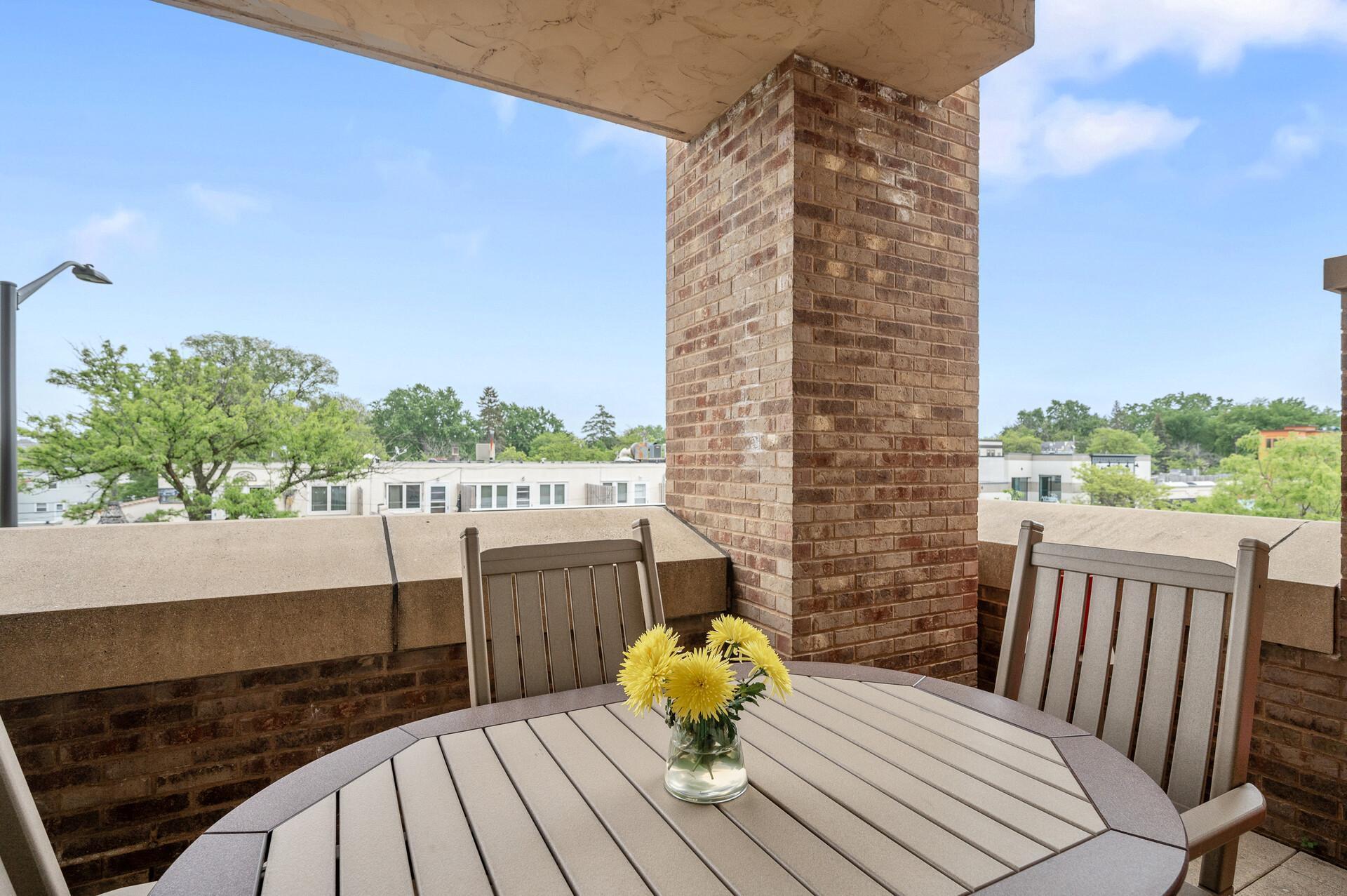 5000 France Avenue S Unit: 27