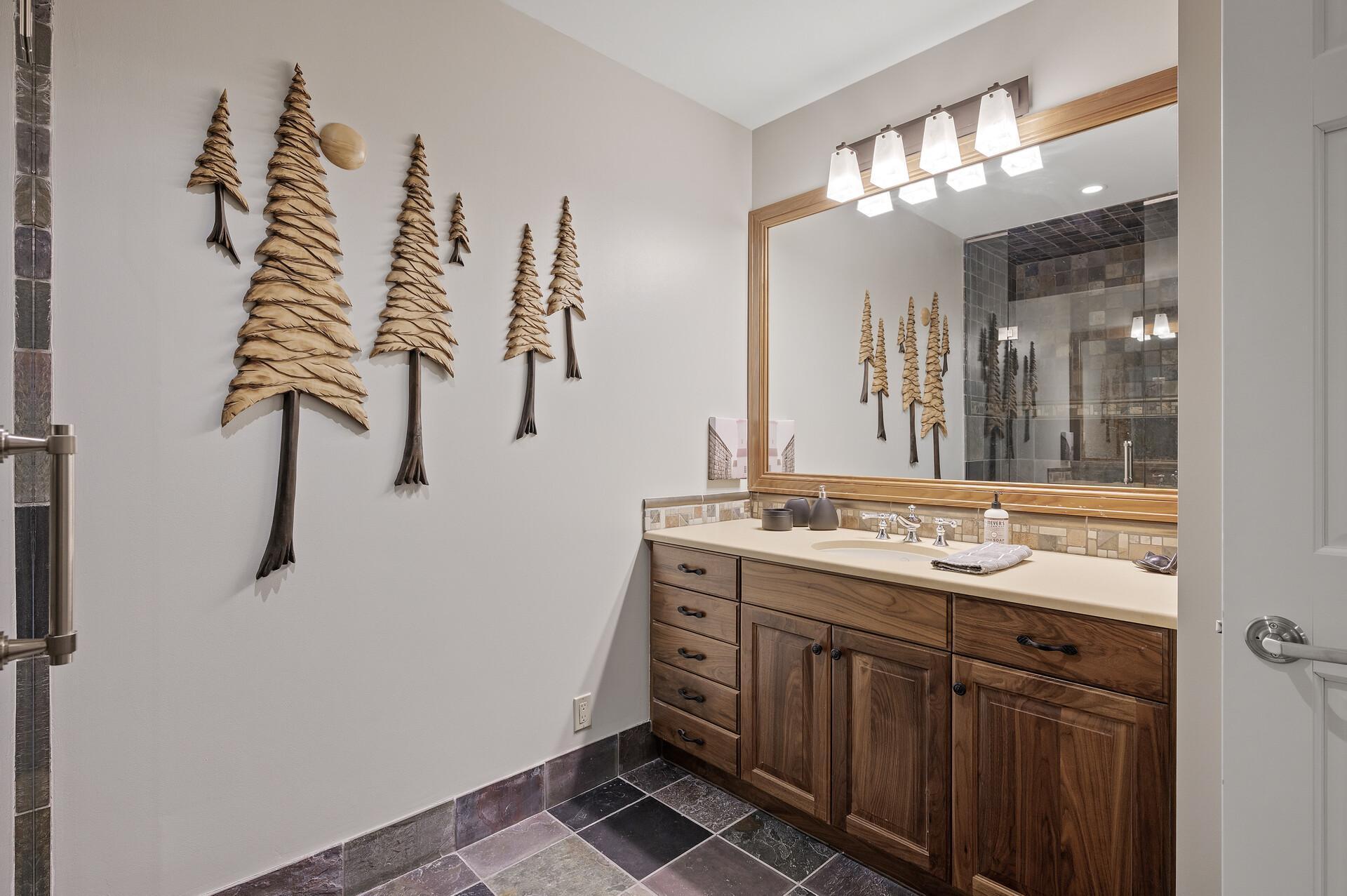 5000 France Avenue S Unit: 27