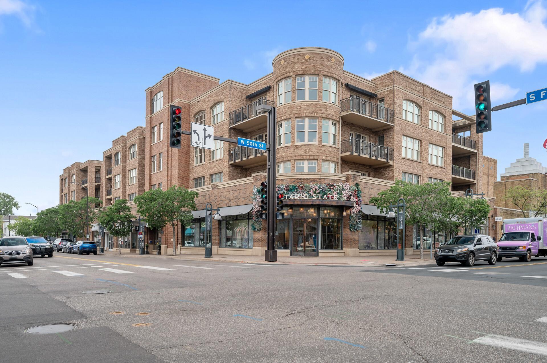 5000 France Avenue S Unit: 27