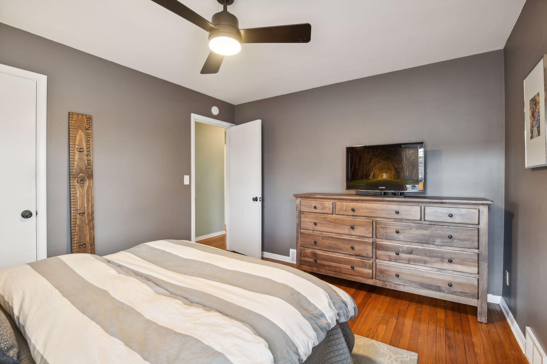 7139 Morgan Avenue S