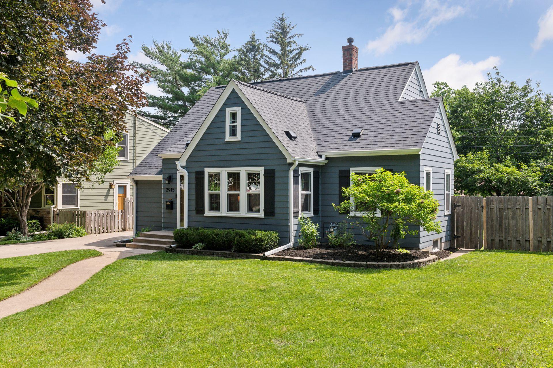 2915 Yosemite Avenue S