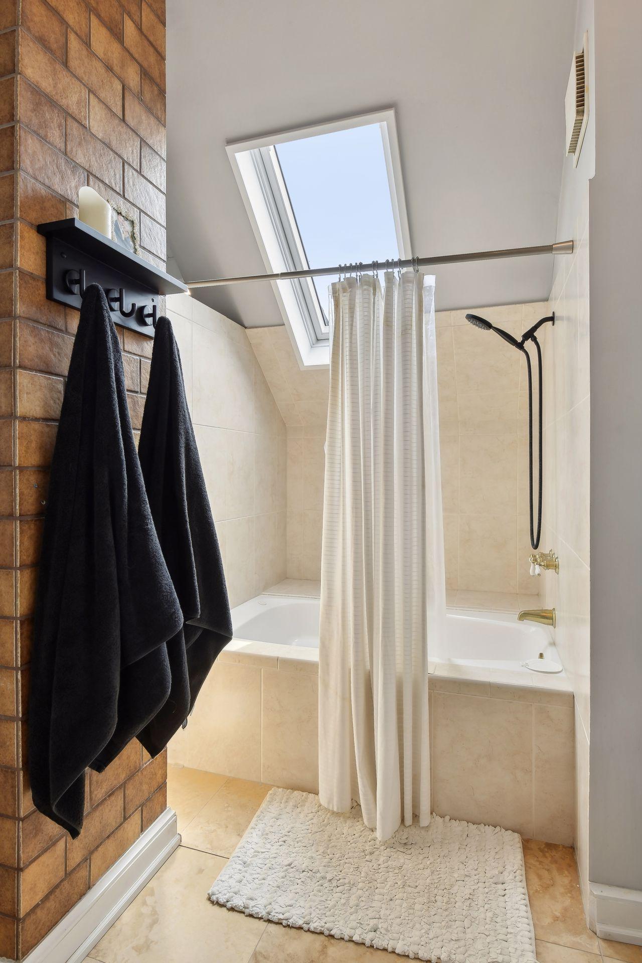 2915 Yosemite Avenue S