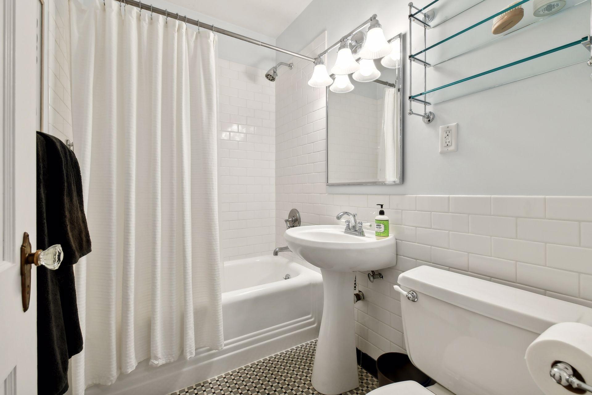 2915 Yosemite Avenue S