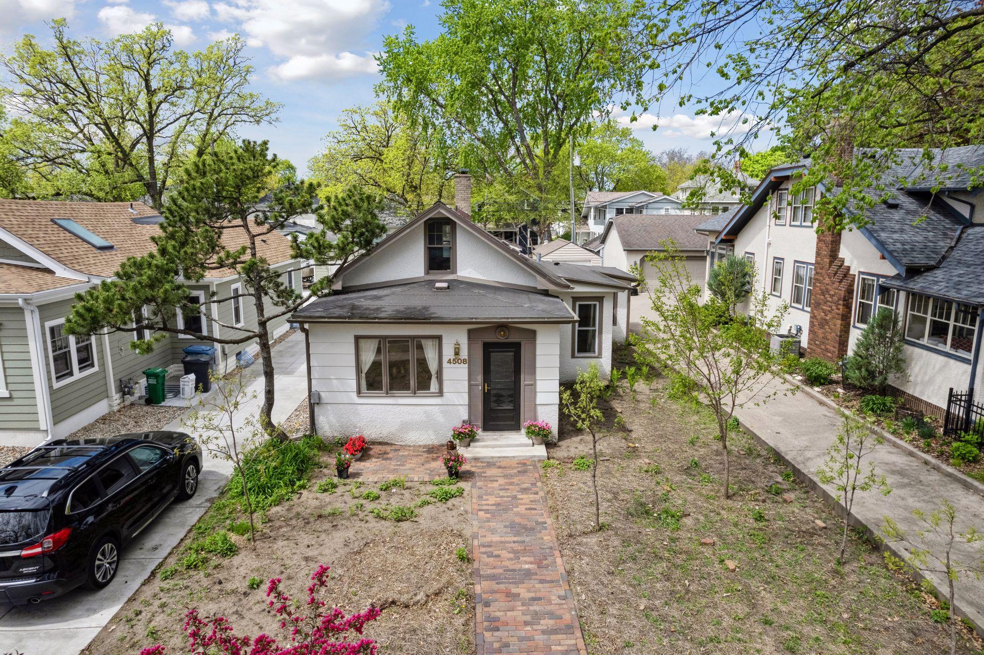 4508 Vincent Avenue S