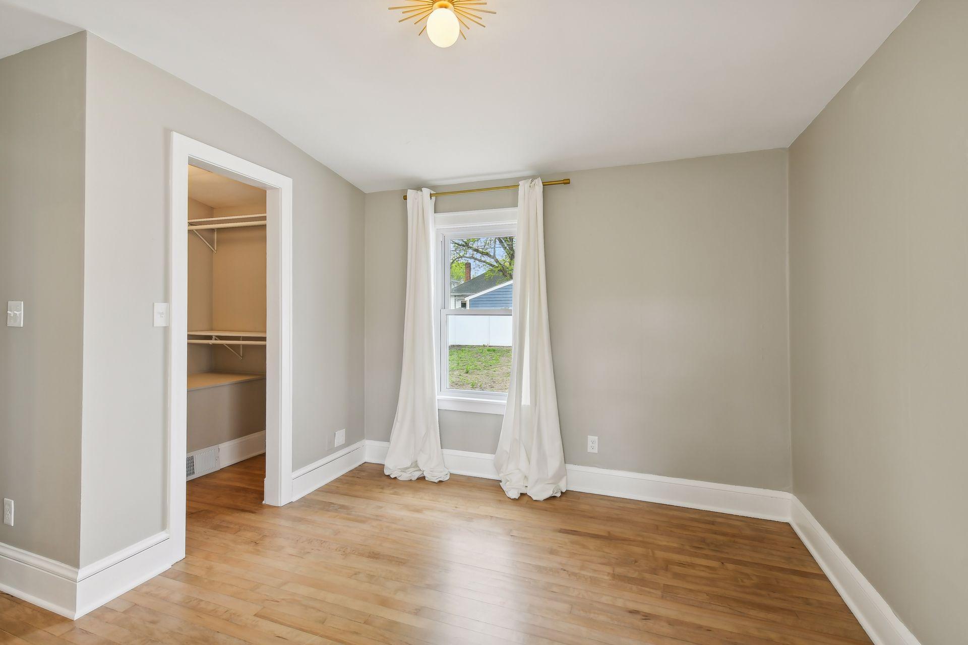 4508 Vincent Avenue S