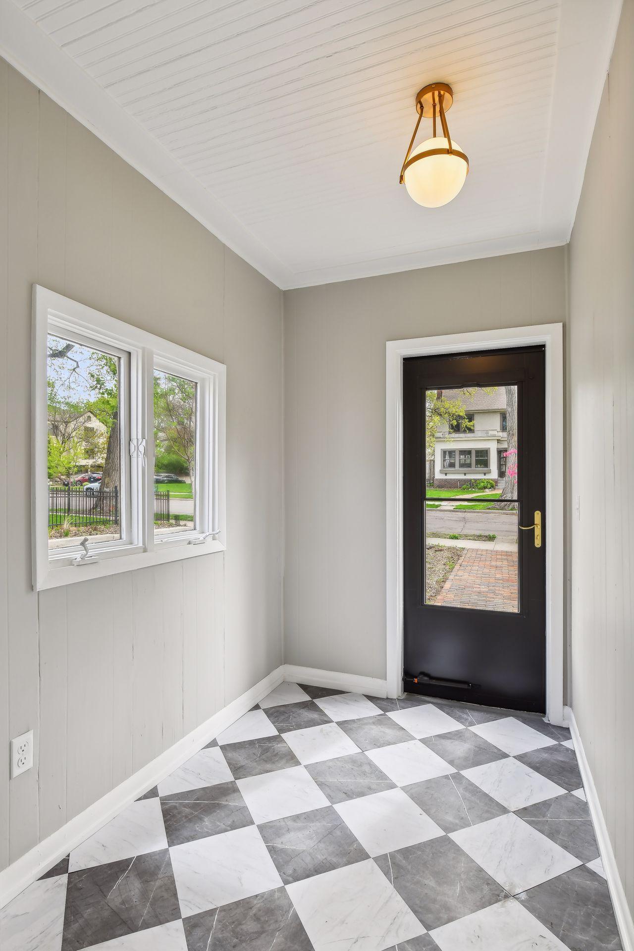 4508 Vincent Avenue S