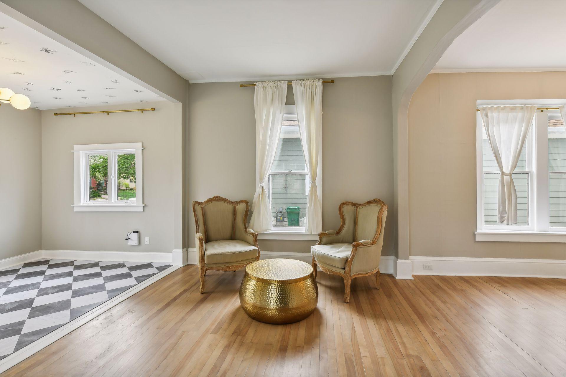 4508 Vincent Avenue S