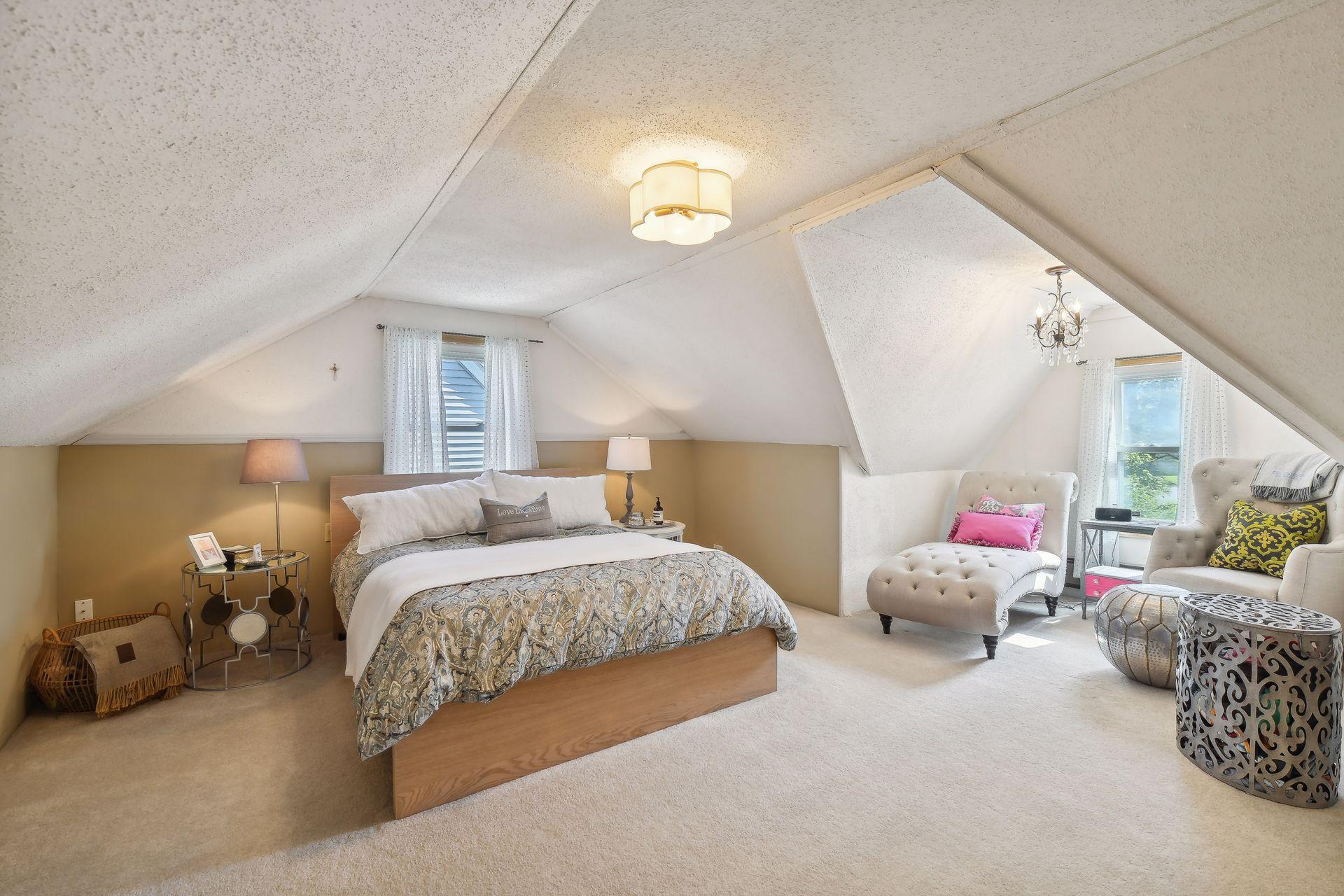 4032 Xenwood Avenue S