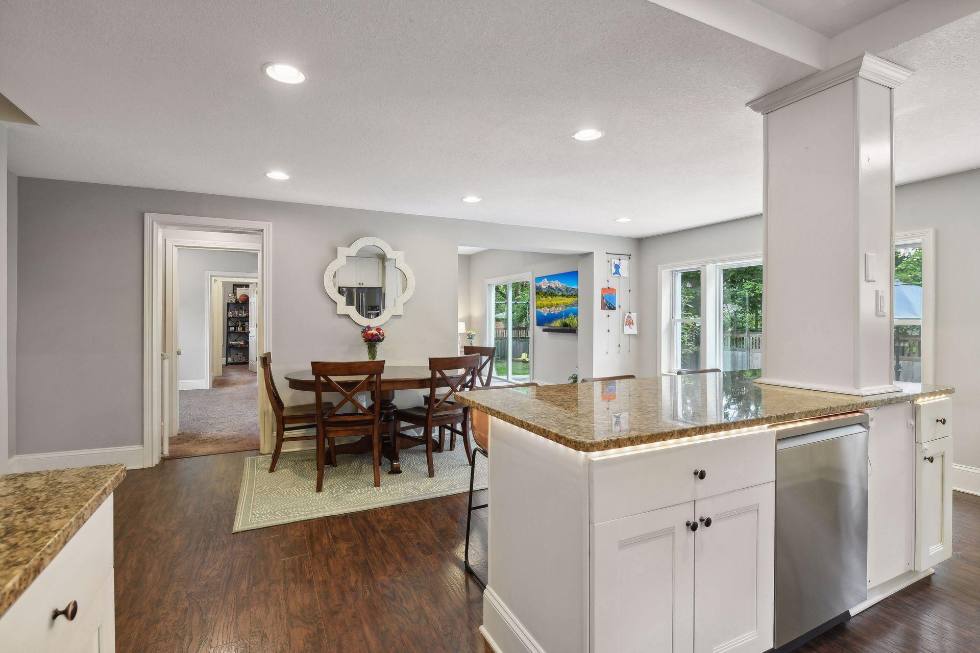 6009 Abbott Avenue S