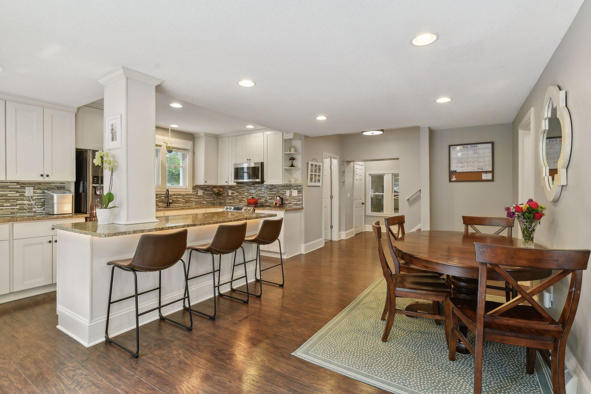 6009 Abbott Avenue S