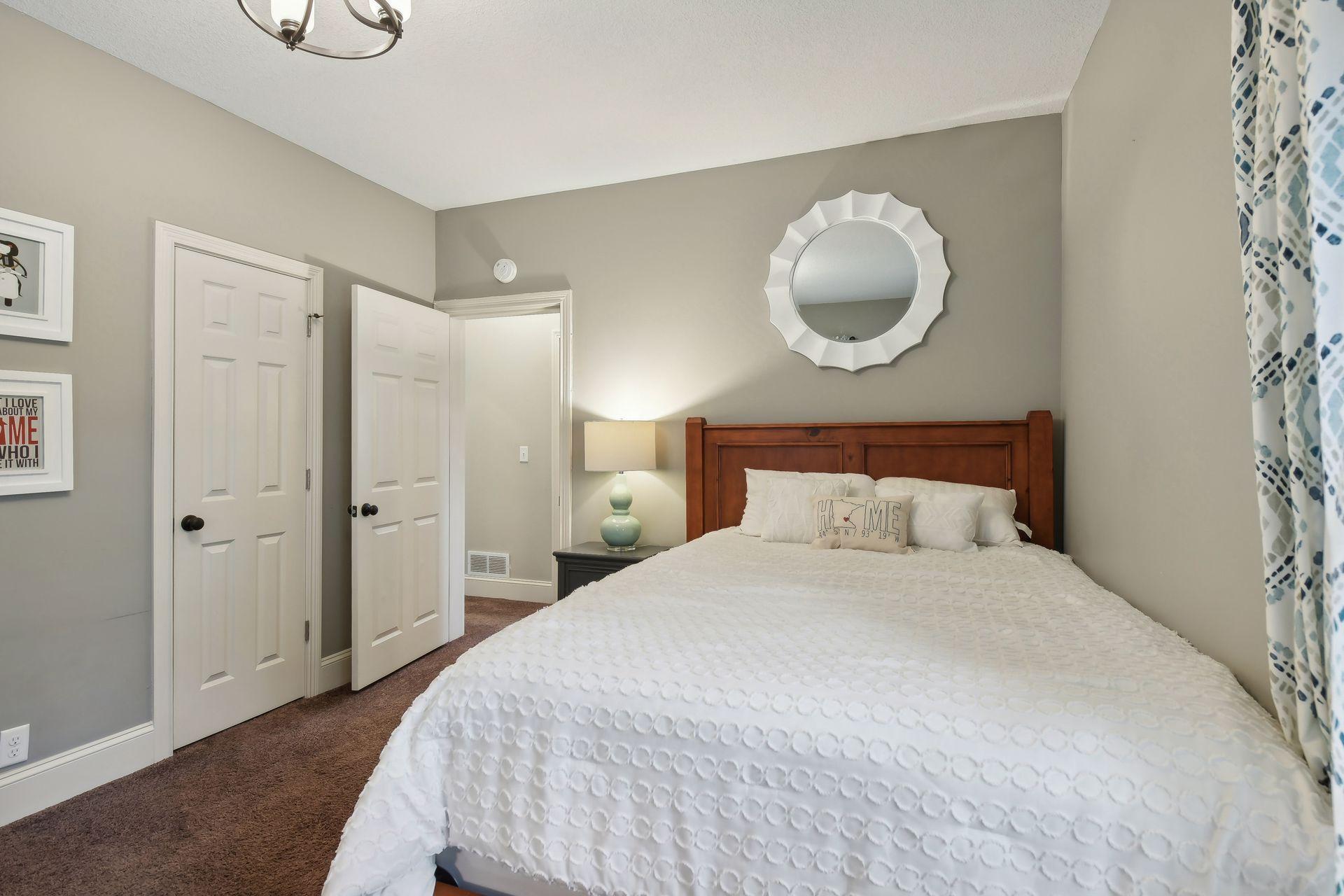 6009 Abbott Avenue S