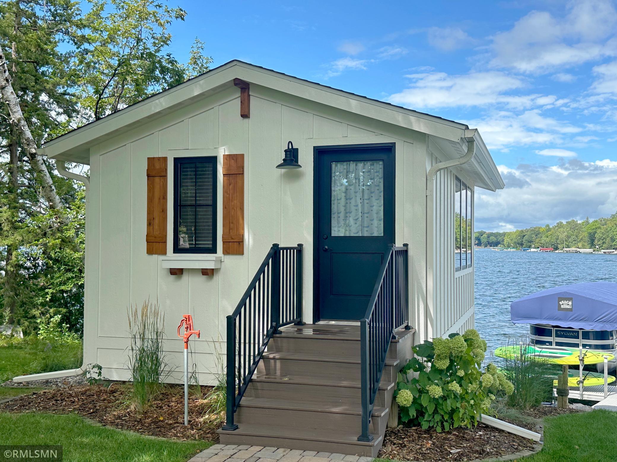 7083 Pilger Avenue NW