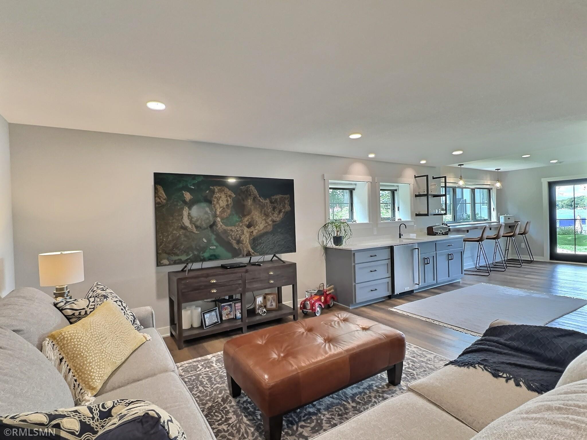 7083 Pilger Avenue NW