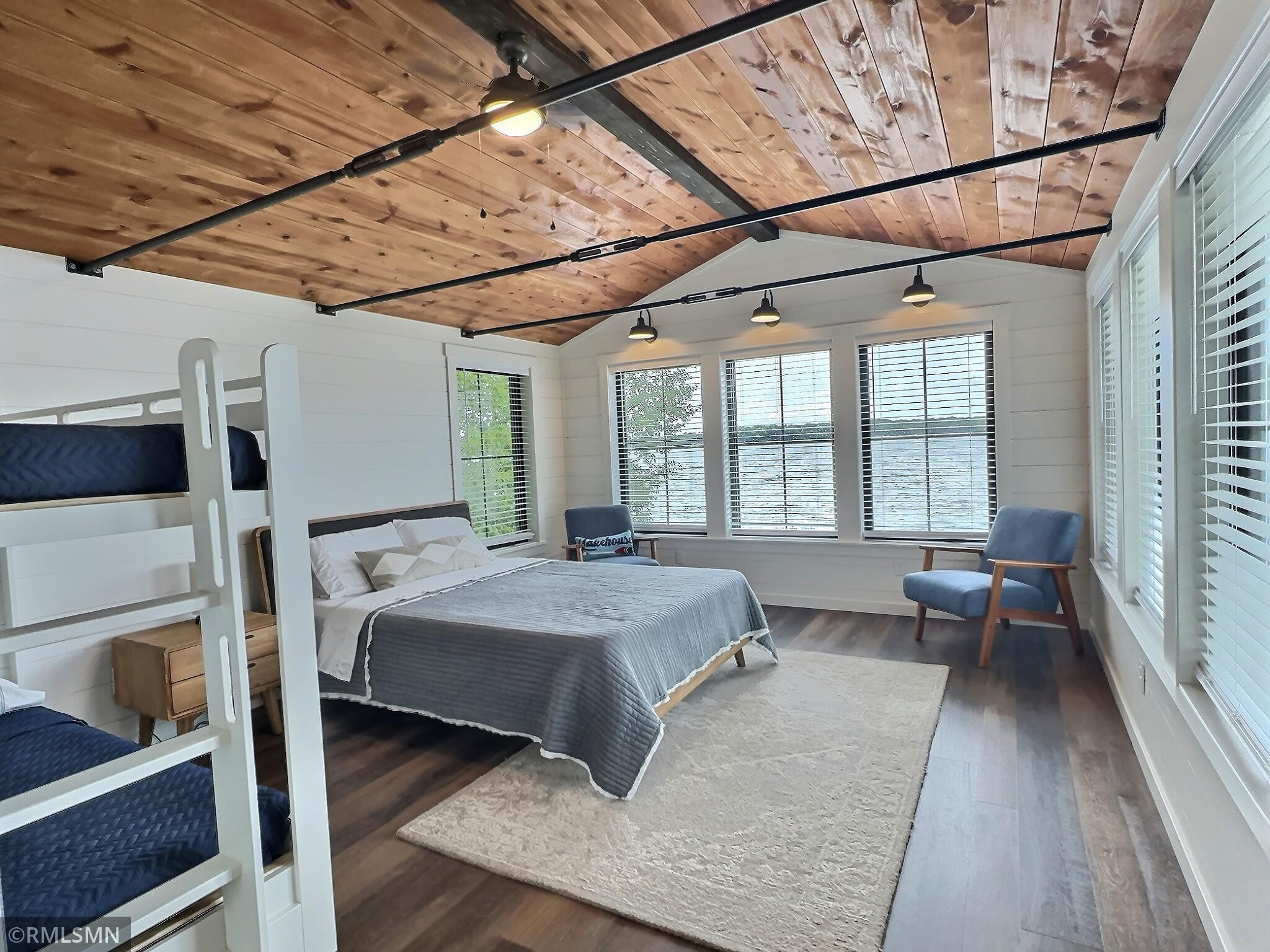 7083 Pilger Avenue NW