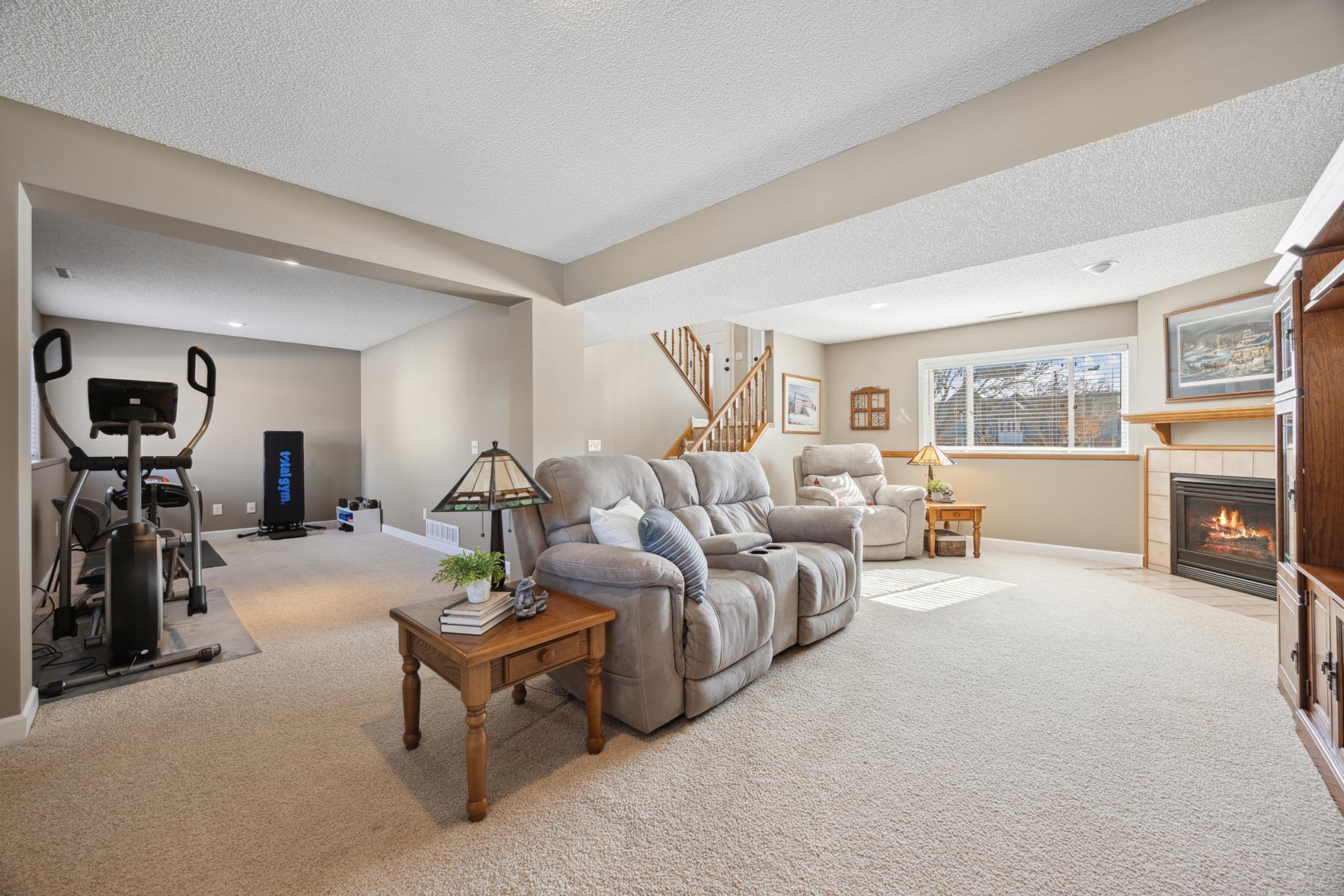 7095 Upper 157th Street W