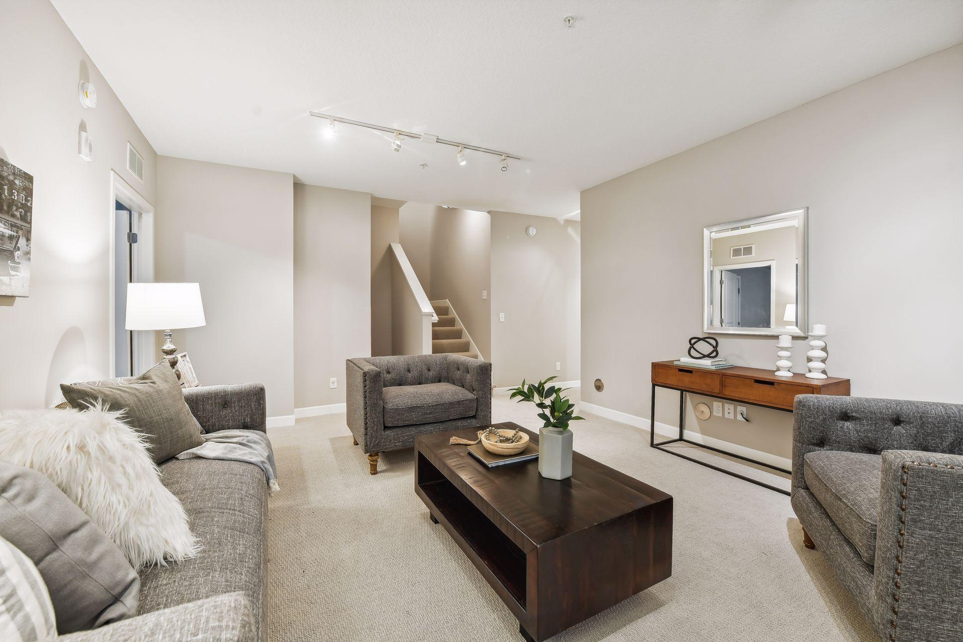 3974 Wooddale Avenue S Unit: 102